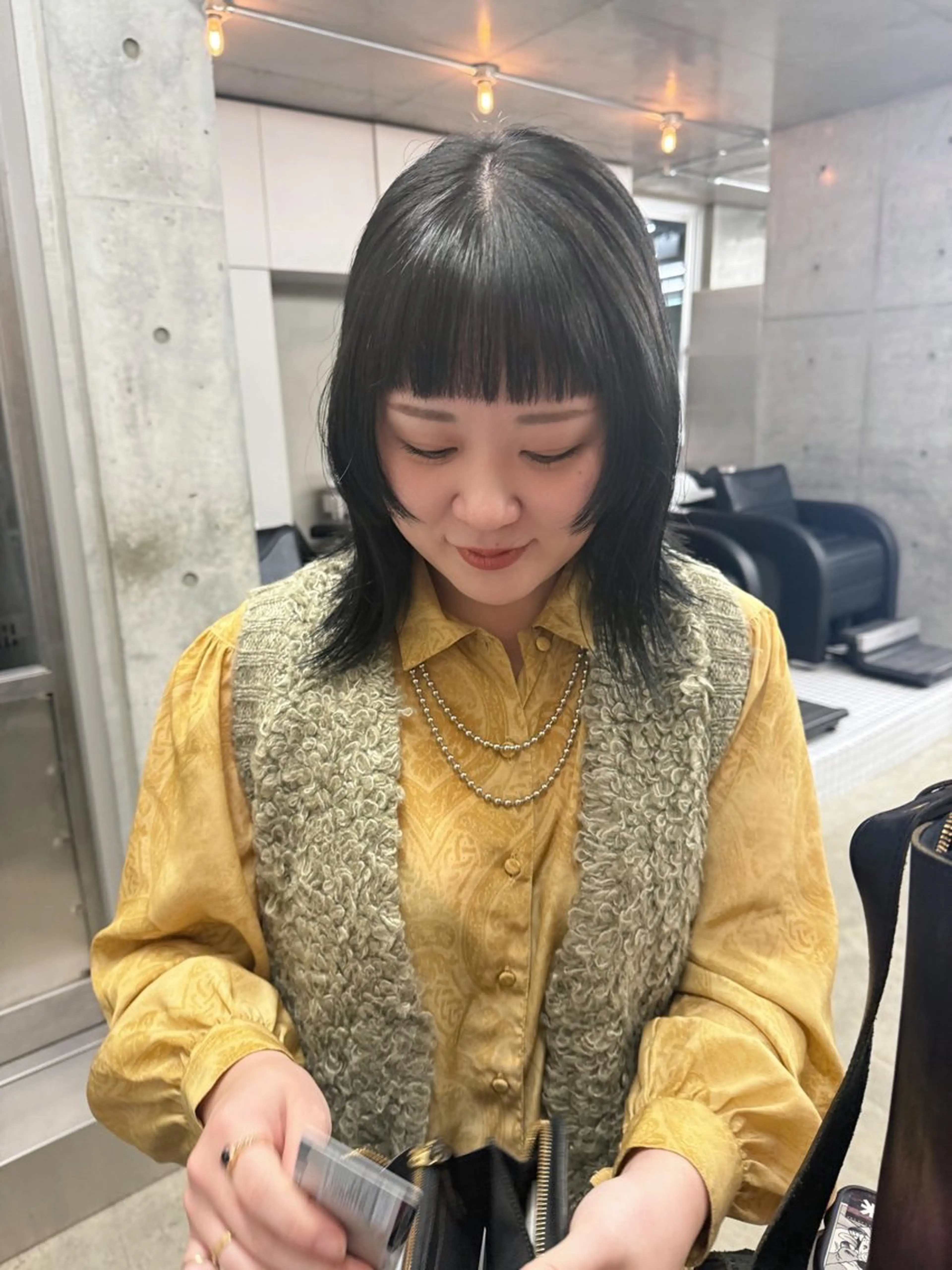 ミディアム カラー ミディアムレイヤー アッシュ ベージュカラー ケアカラー 透明感カラー カット ヘアカラー トリートメント レイヤー/梅田/ HIKARU🍀のヘアスタイル