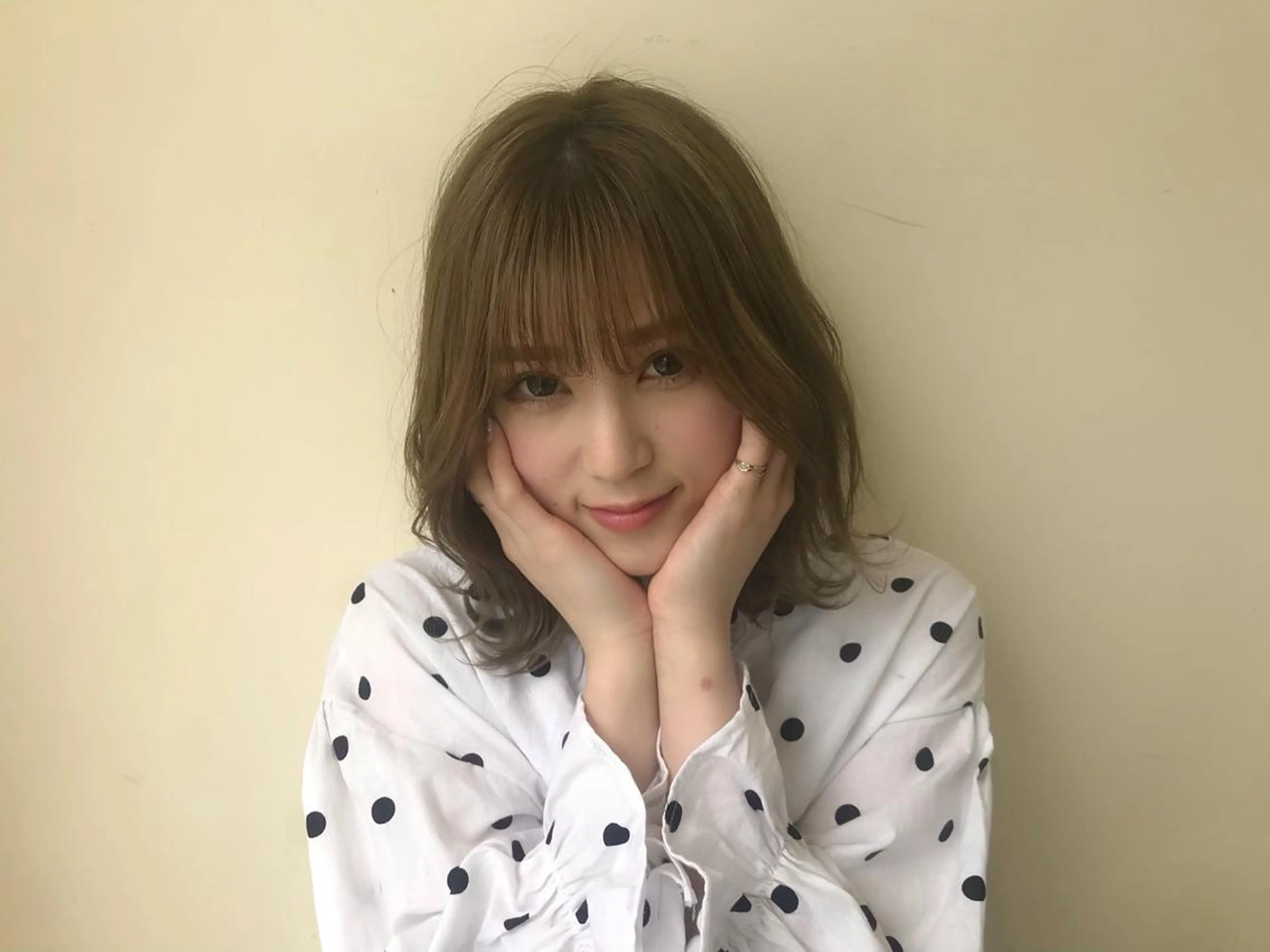 ミディアム 山本 鮎里のマツエク・マツパデザイン