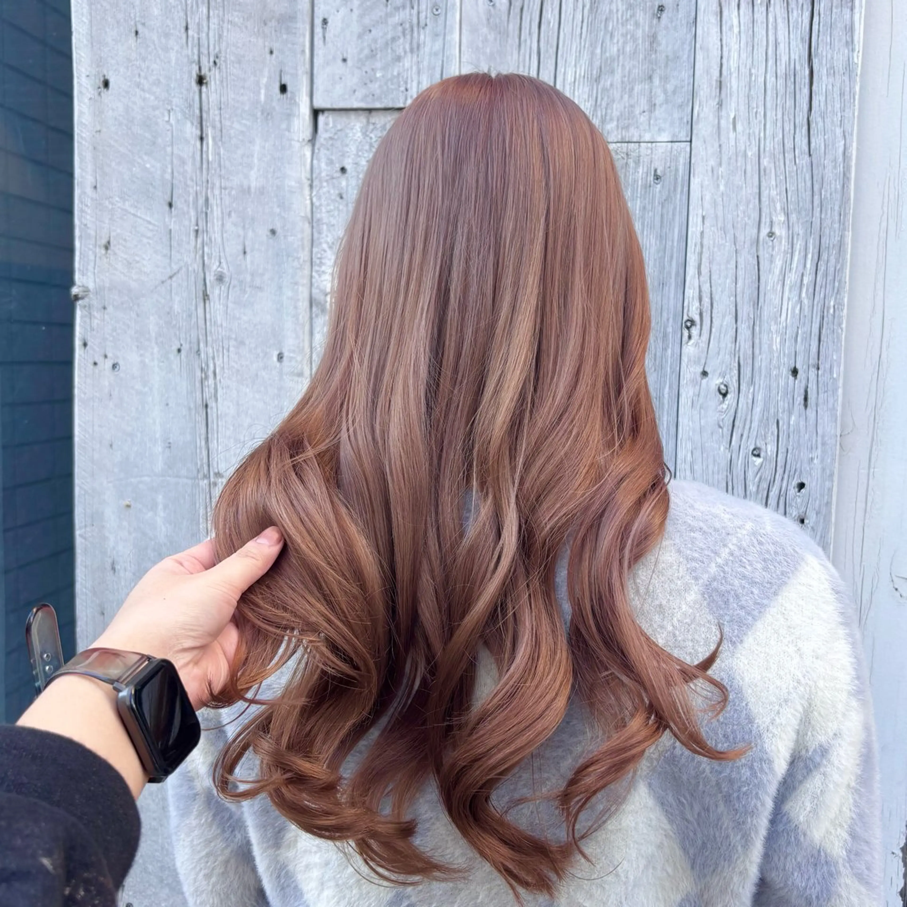 ロング 倉爪 歩実のヘアスタイル