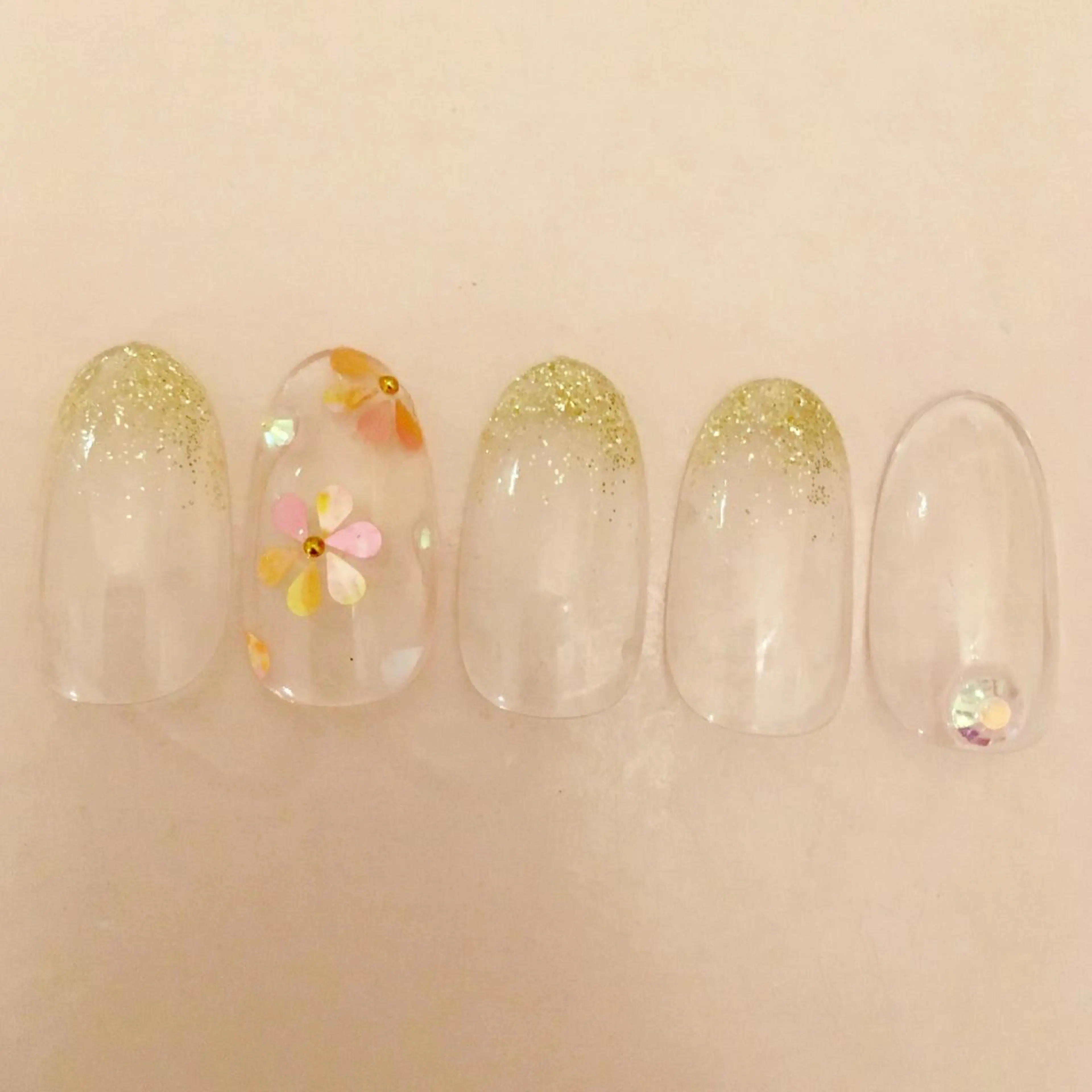 ネイル A-nail エーネイル所属・M. ERIのネイルデザイン