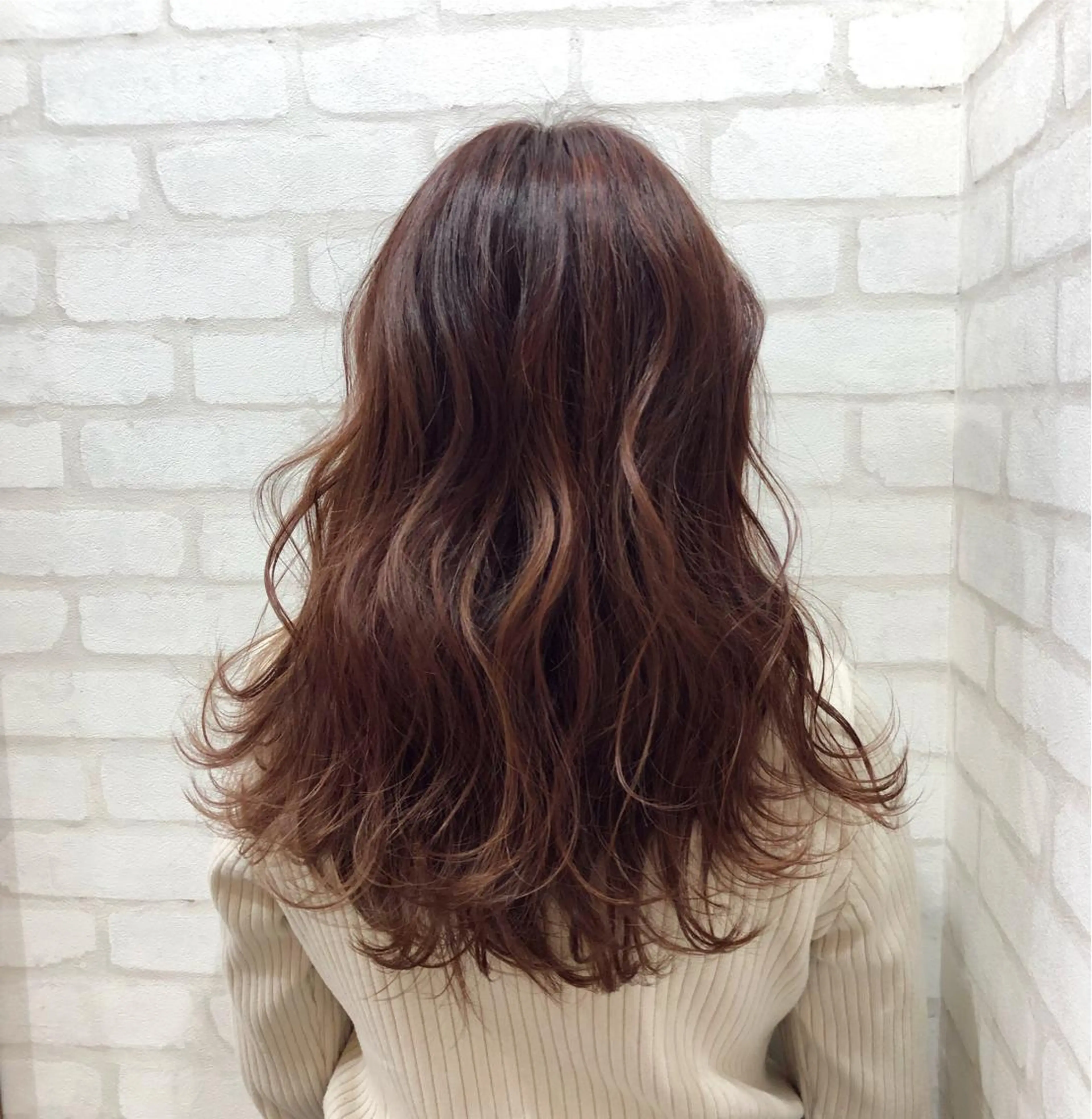セミロング 若山 敦のヘアスタイル