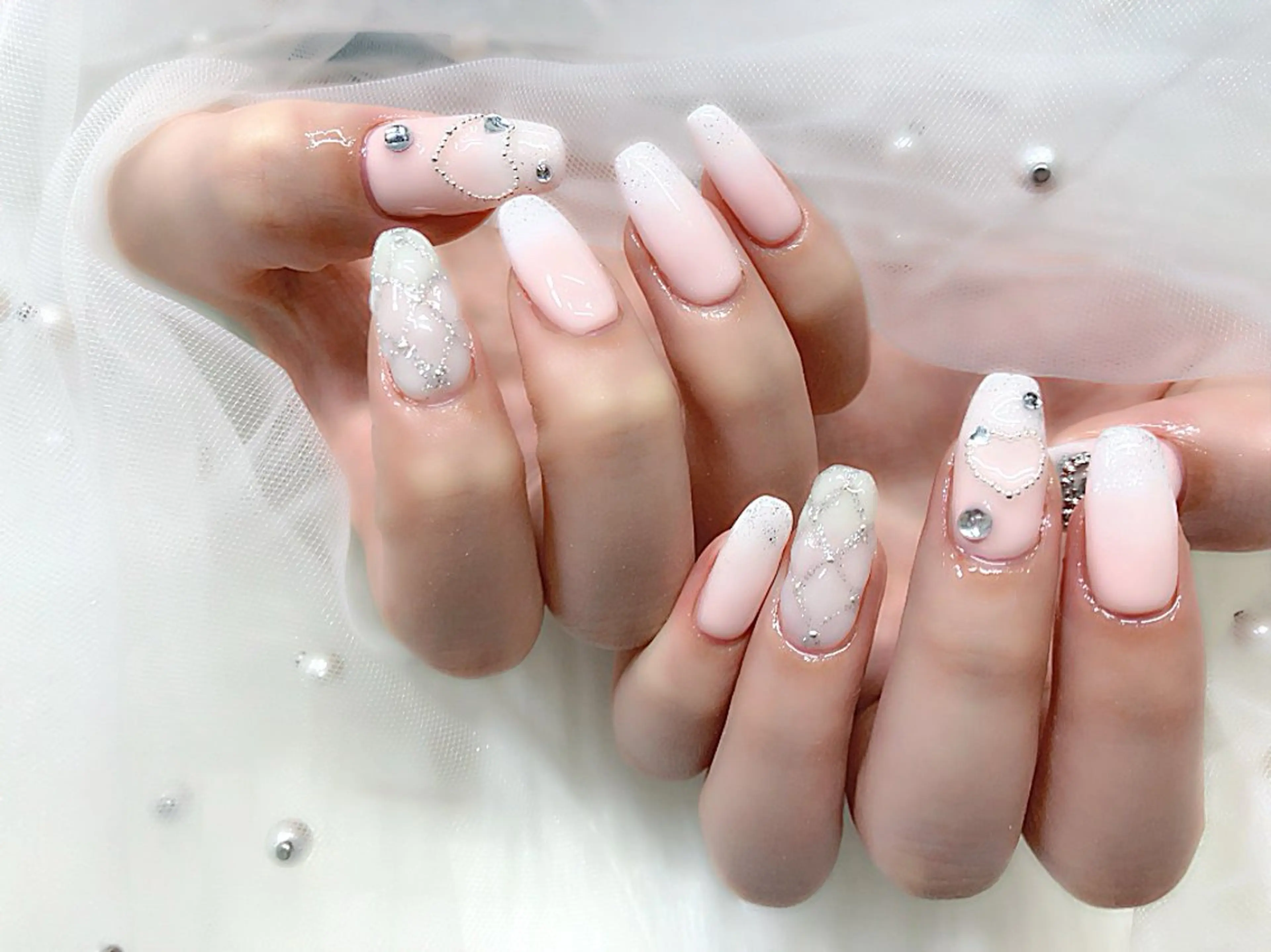 ネイル 中国整体院中の ネイルサロン💅のネイルデザイン
