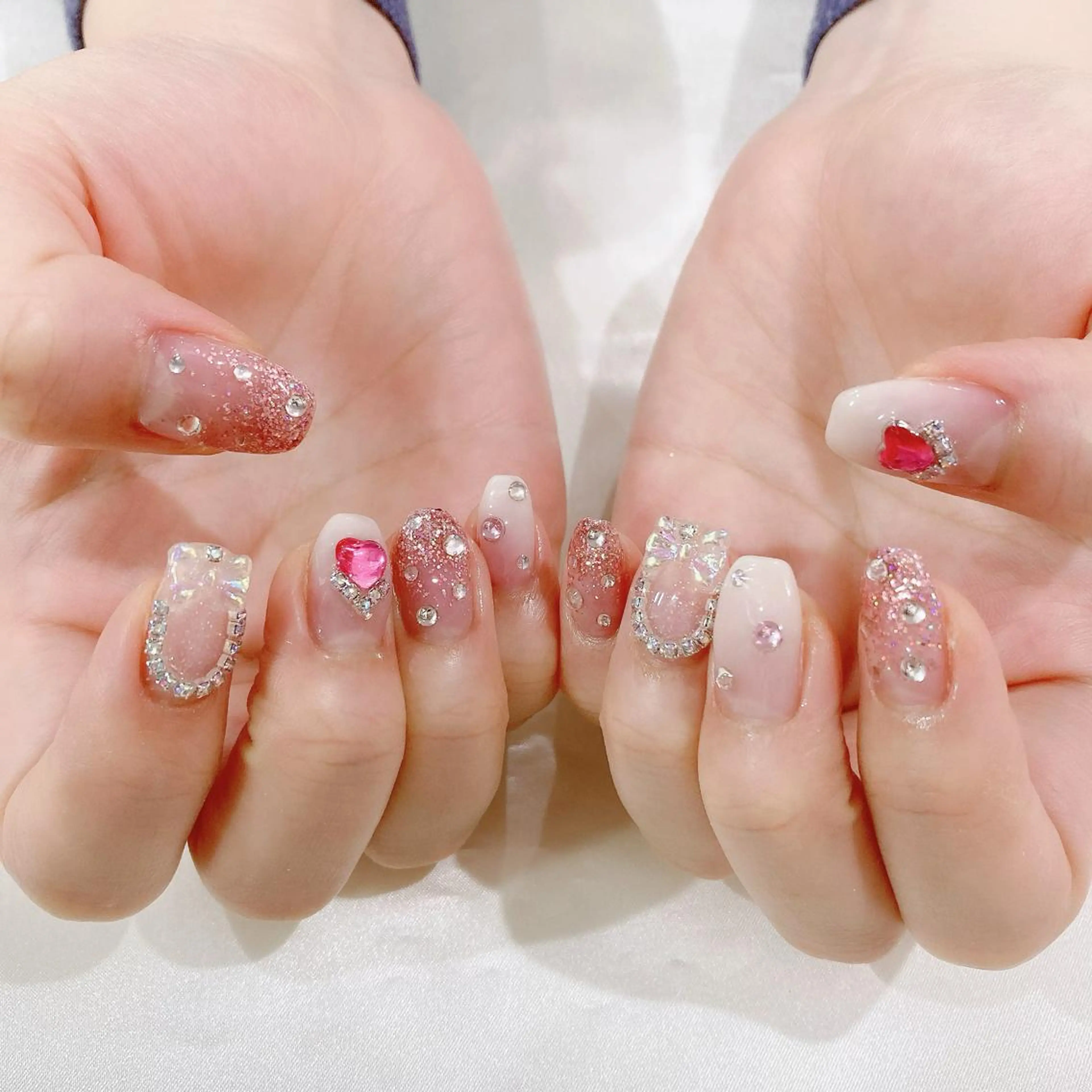 ネイル 入学式 ジェルネイル グラデーション 卒業式 ハート ハンドネイル Nail Kのネイルデザイン