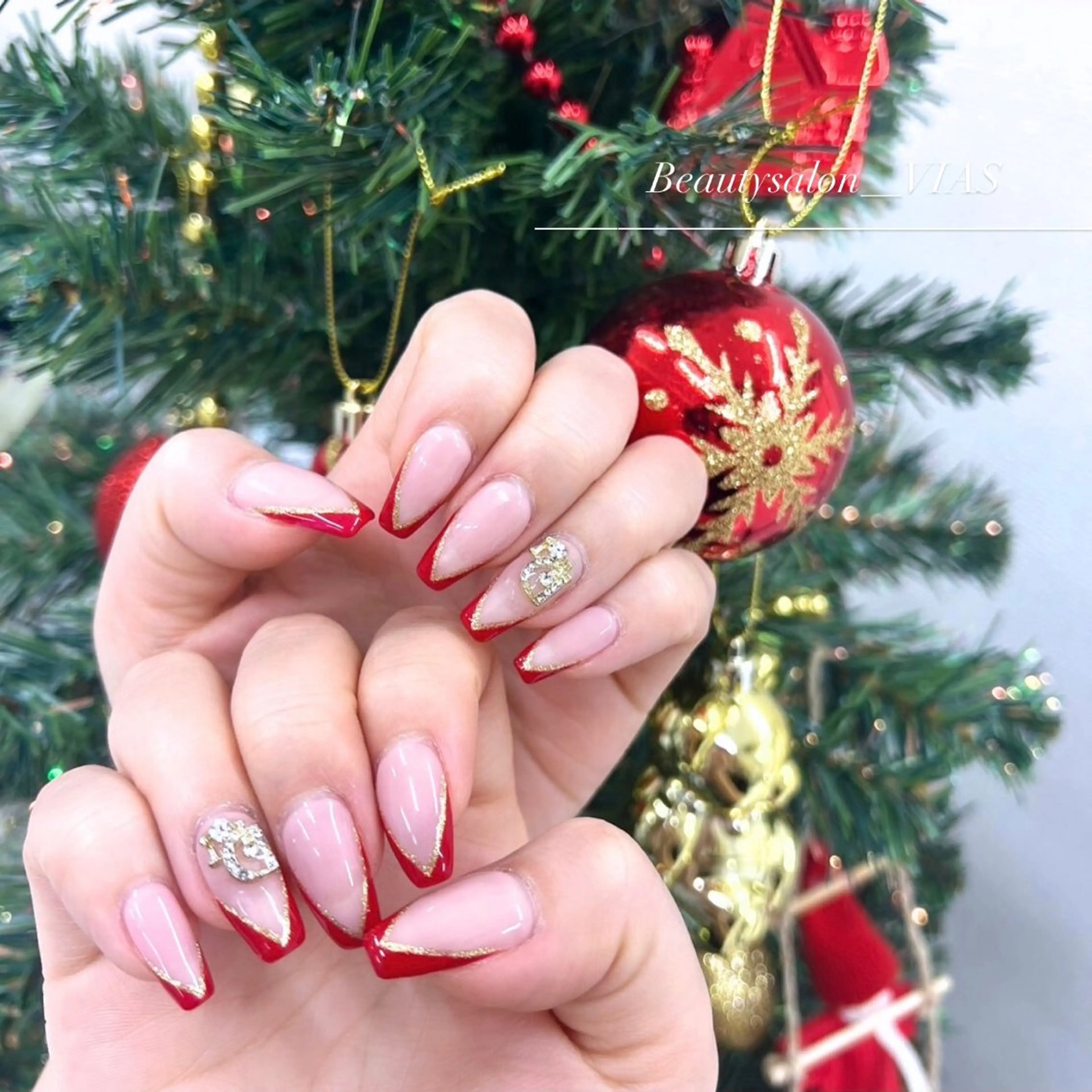 ネイル ハンドネイル VIAS 〜EYE&NAIL〜のマツエク・マツパデザイン