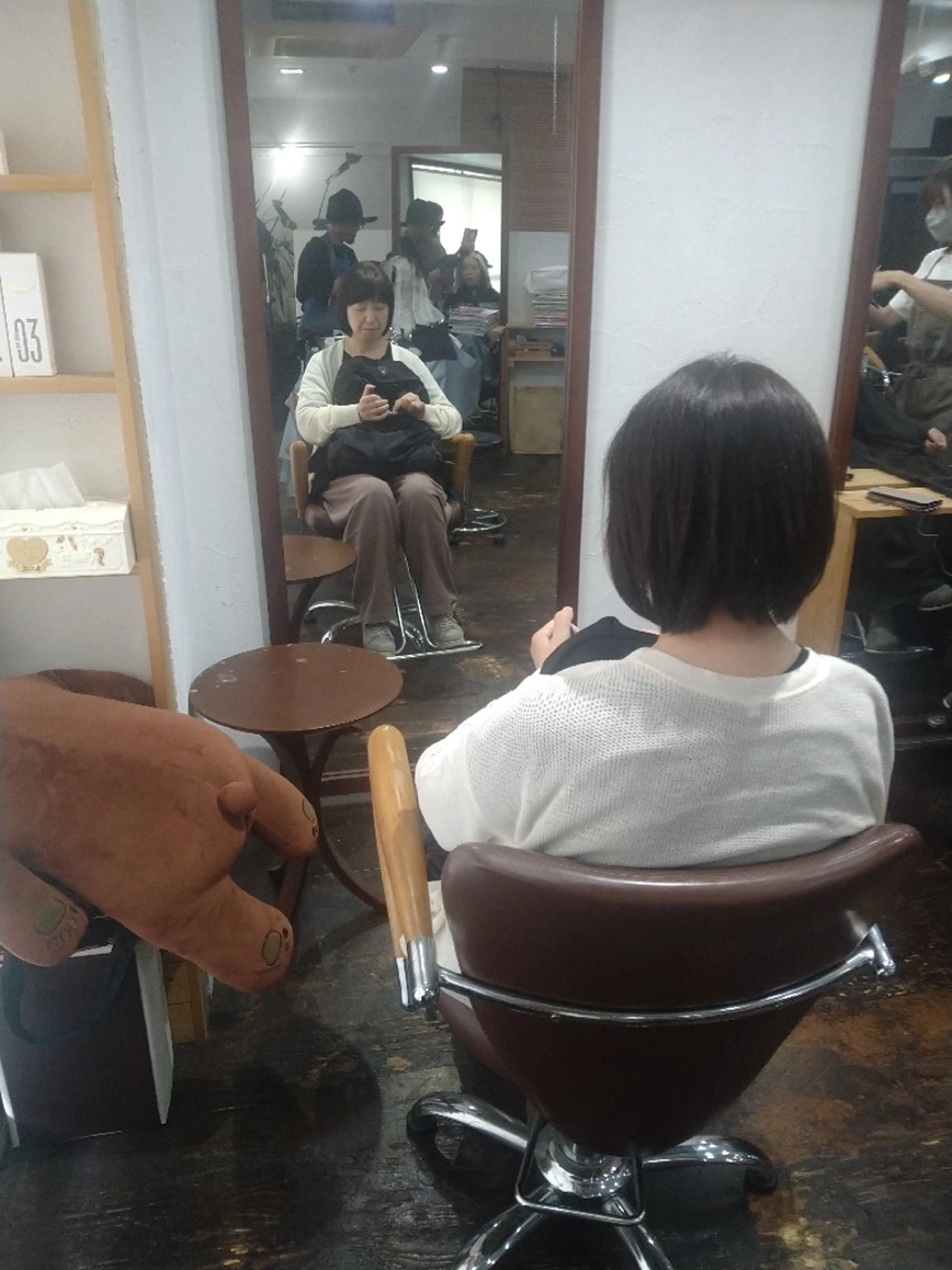 ミディアム カット ヘアカラー トリートメント 陽向美容室所属・花田 陽子のヘアスタイル