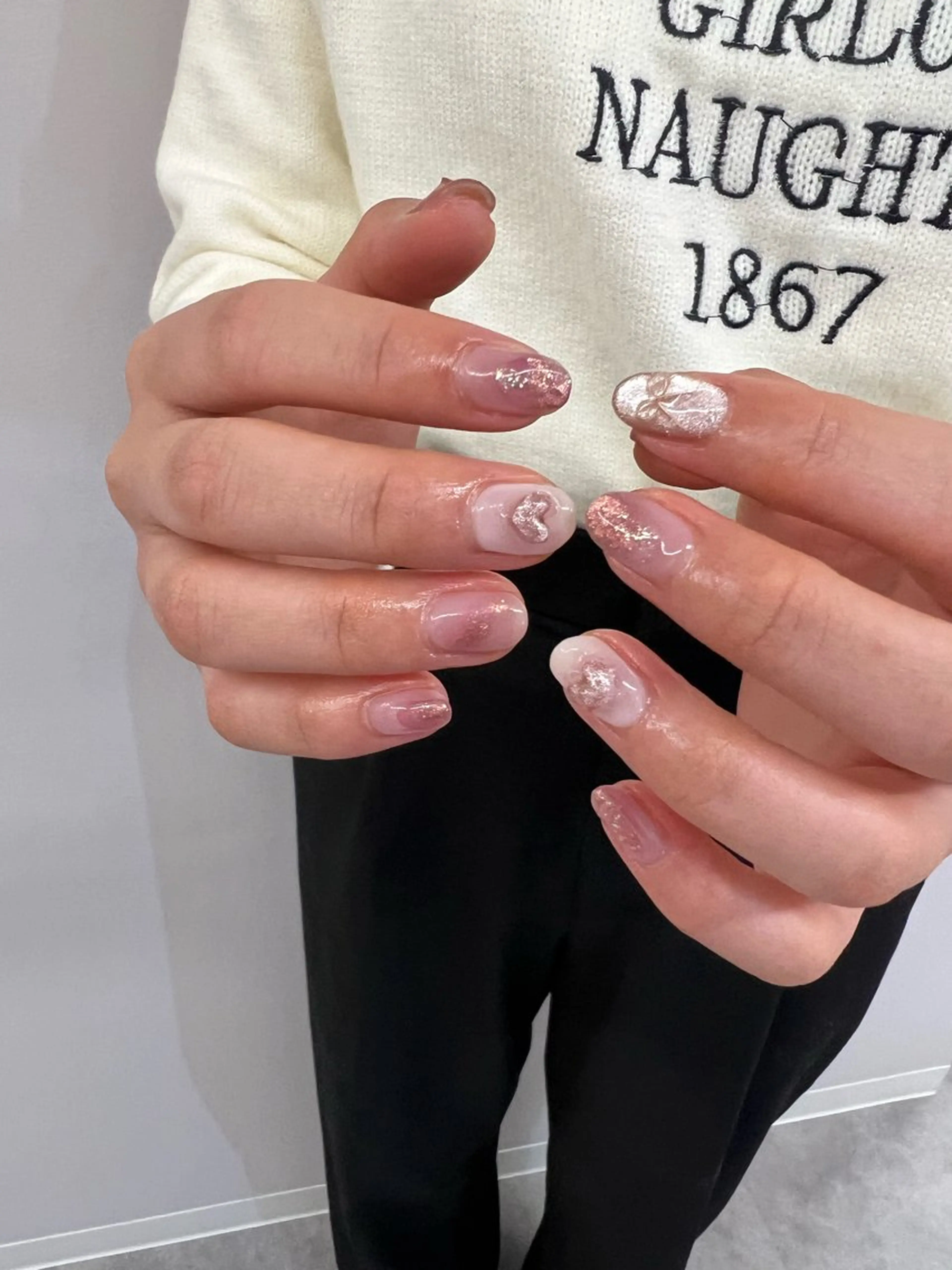 ネイル フラッシュネイル ジェルネイル 韓国ネイル 持ち込み ニュアンスネイル ハンドネイル ハンドケア Bana_ Nailのネイルデザイン