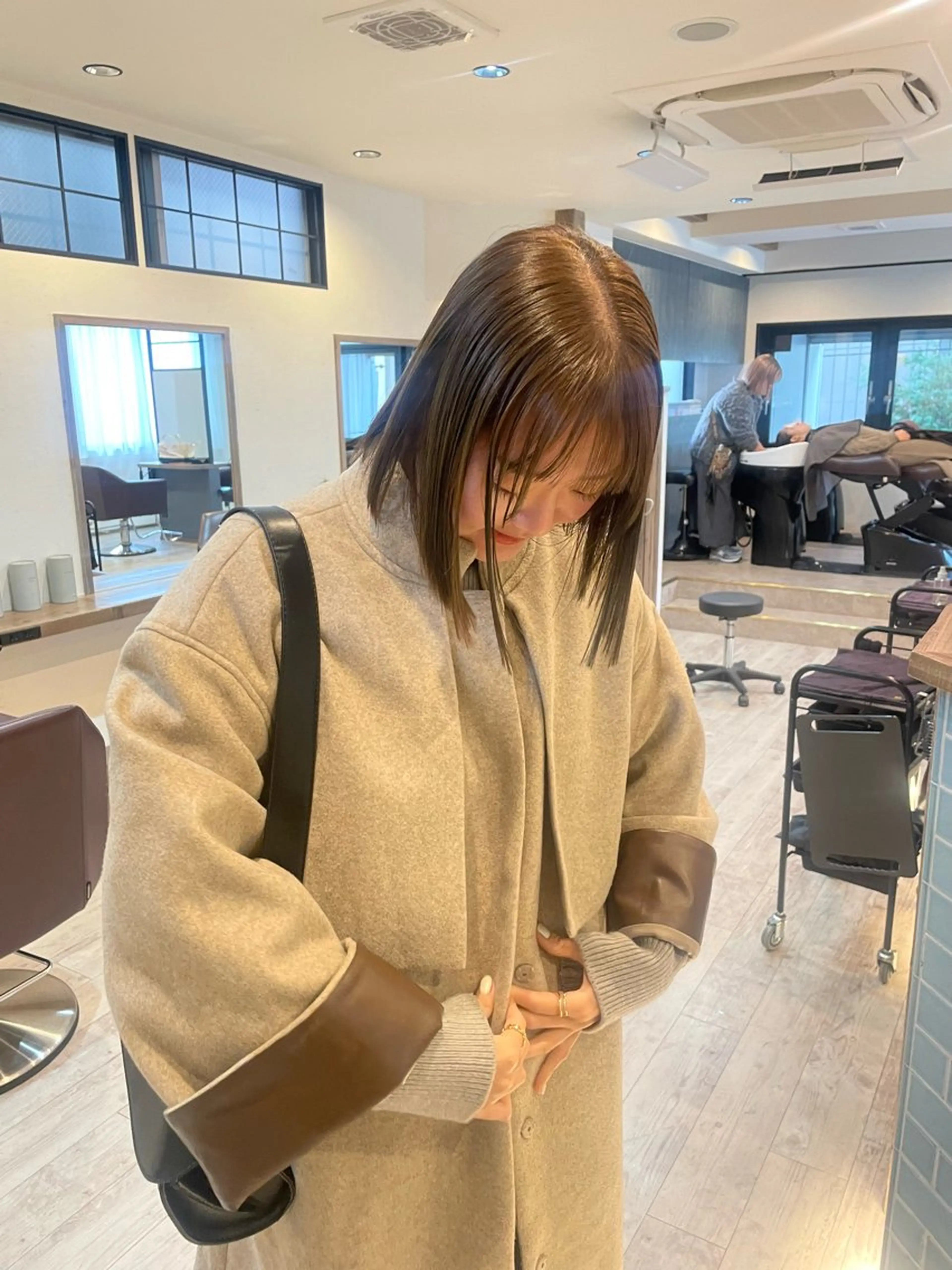 ミディアム カラー ボブ カット ヘアカラー 渋谷 留菜のヘアスタイル
