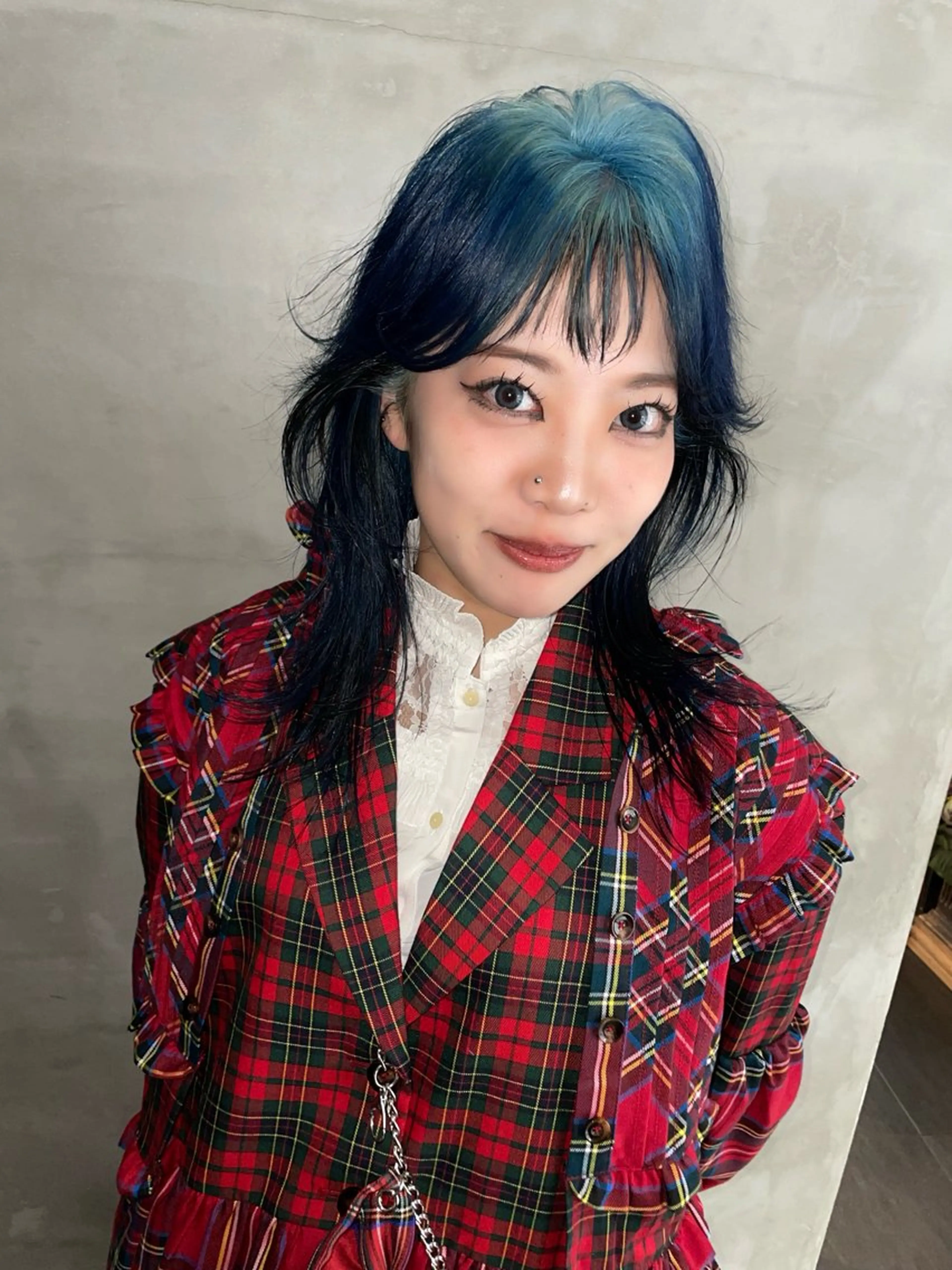 ミディアム カラー カット ヘアカラー パーマ トリートメント 優 作のヘアスタイル