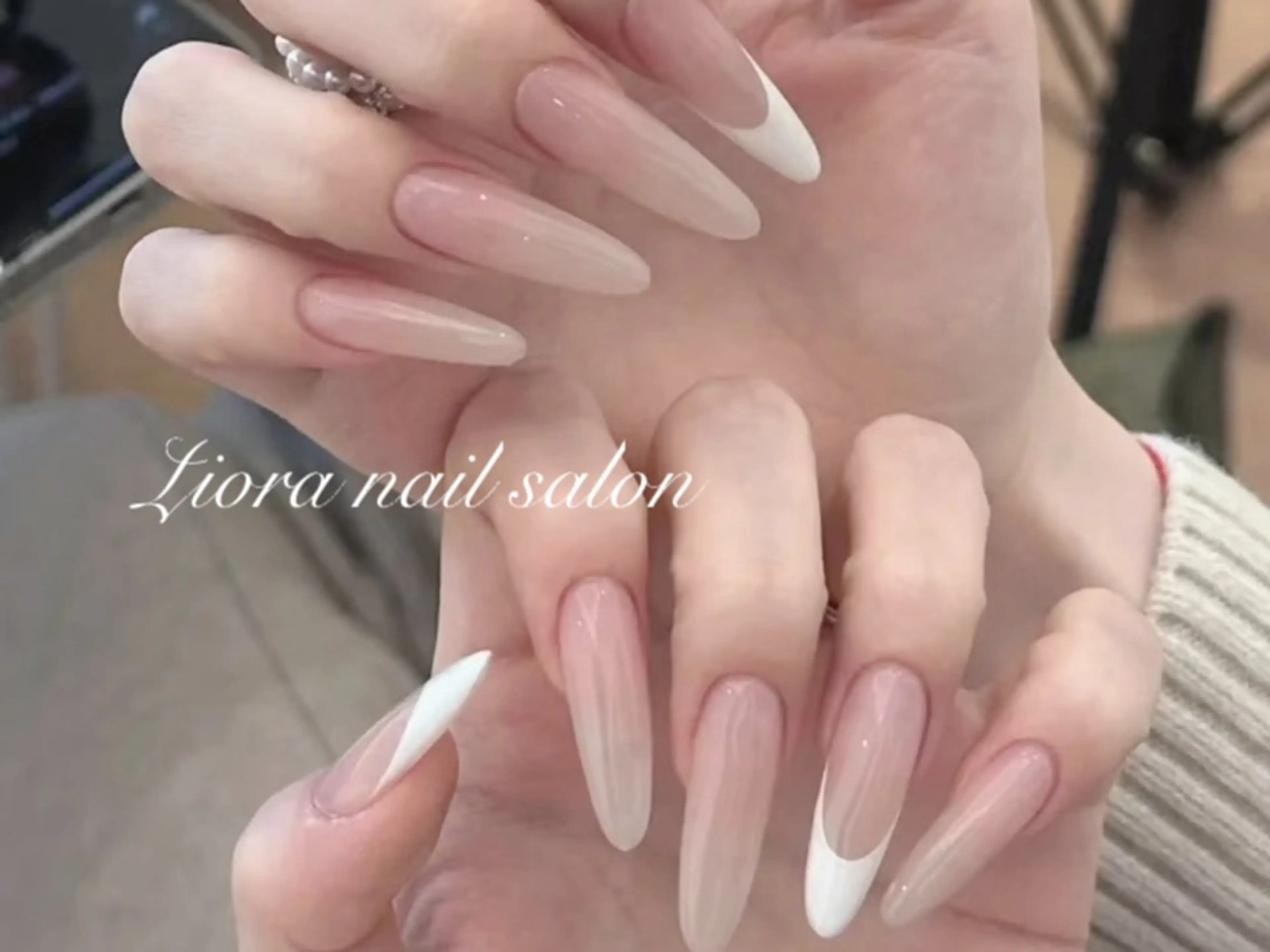 ネイル フレンチネイル ジェルネイル ガーリー グラデーション キラキラネイル ハンドネイル Liora ネイルサロン所属・Liora nail salonのネイルデザイン