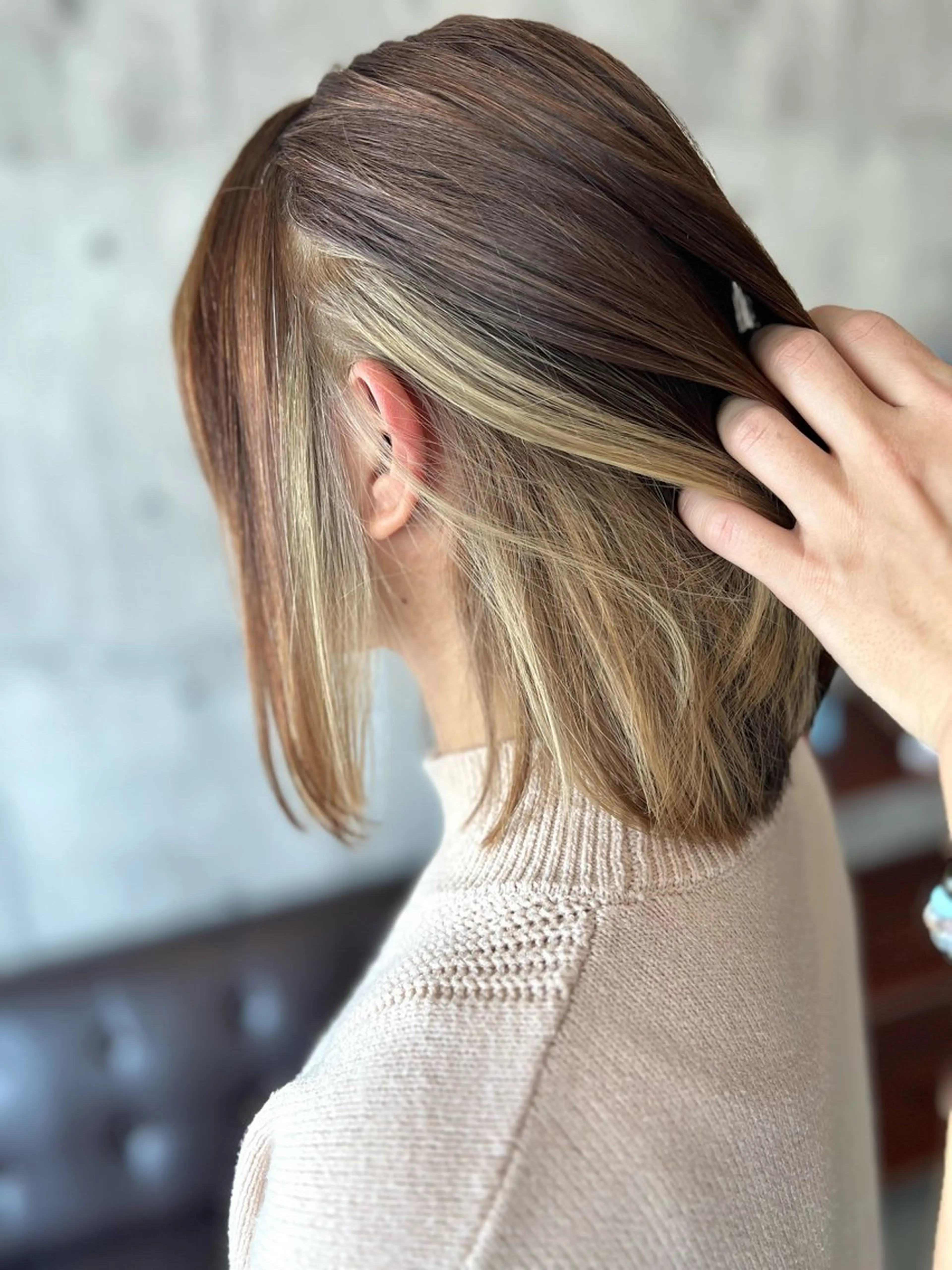 ミディアム ヘアカラー Style Tのヘアスタイル