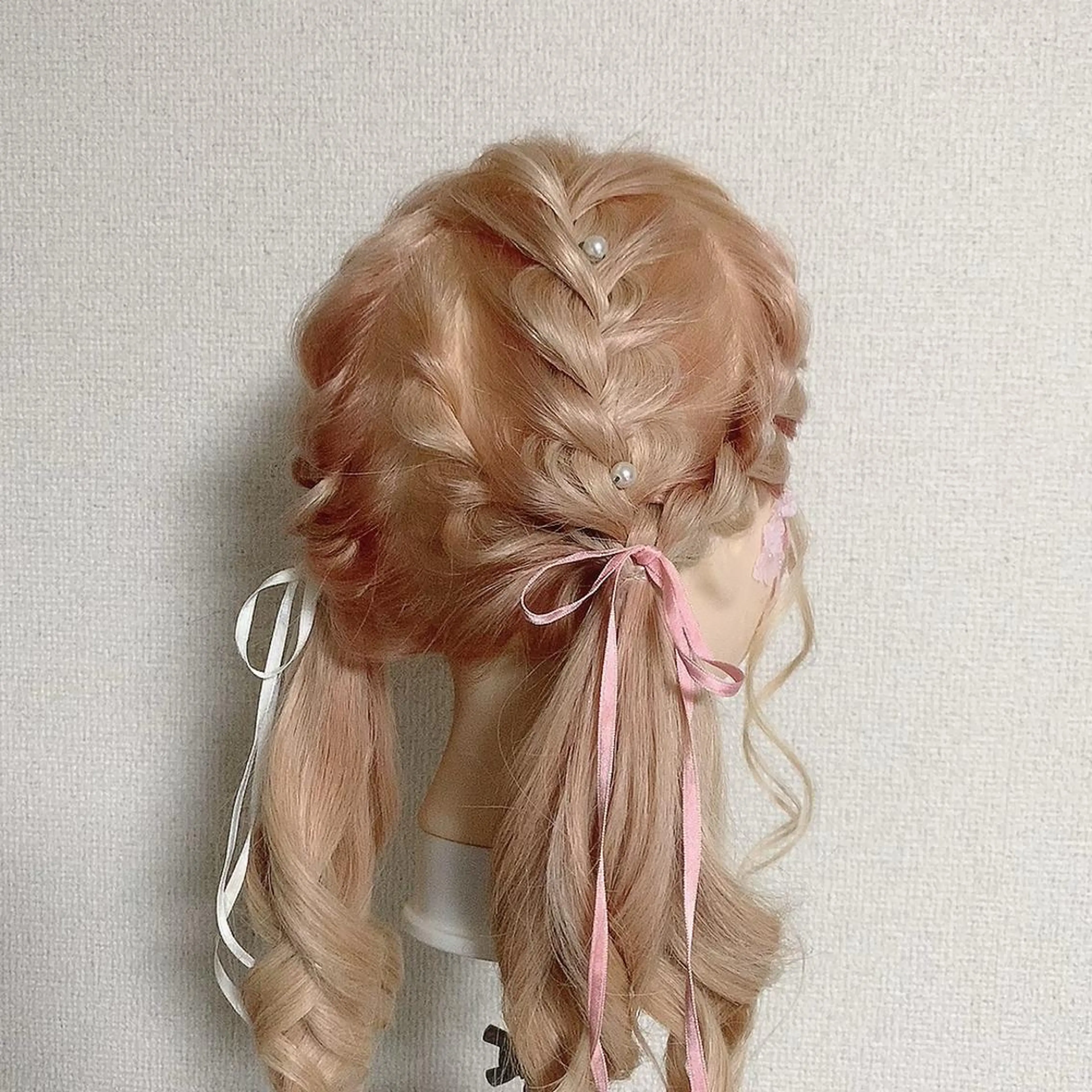 ヘアアレンジ 編みこみ 🩶ヘアセット Ayaha🩶のヘアスタイル
