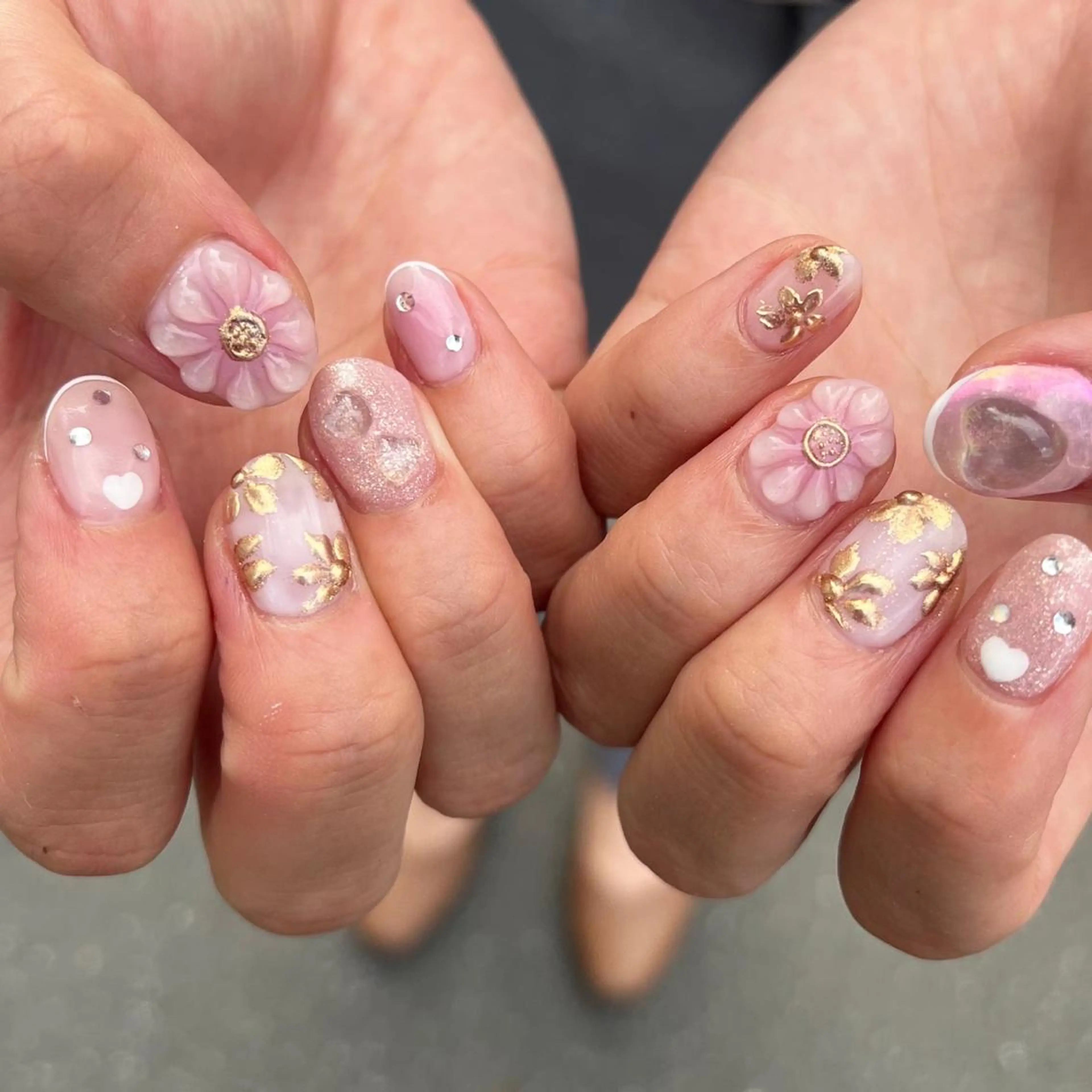ネイル オーロラネイル クリアネイル 氷ネイル・うるうるネイル 韓国ネイル ニュアンスネイル Salon Ｋのネイルデザイン