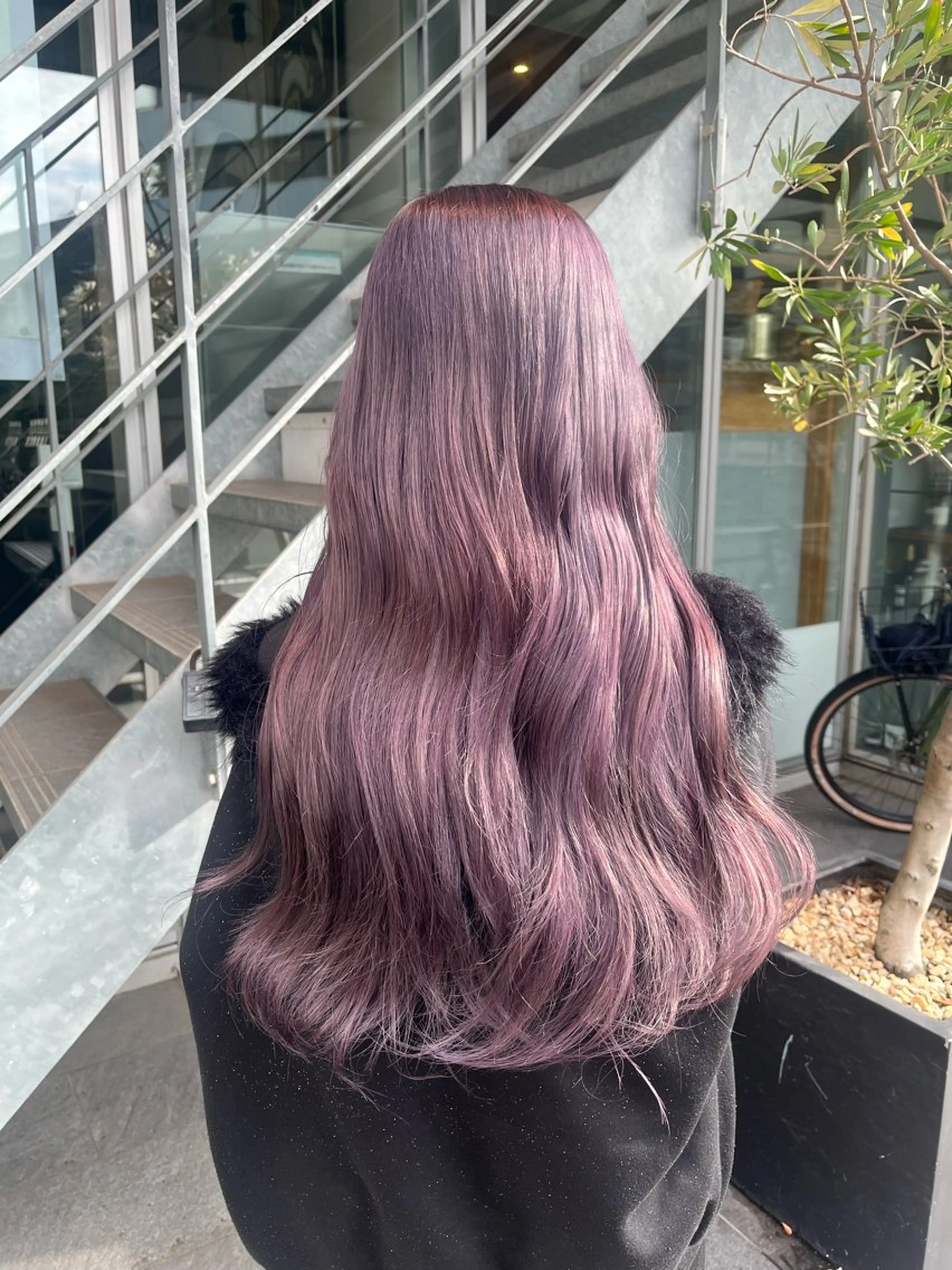 ロング カラー ヘアカラー トリートメント イケハラ ナナミのヘアスタイル