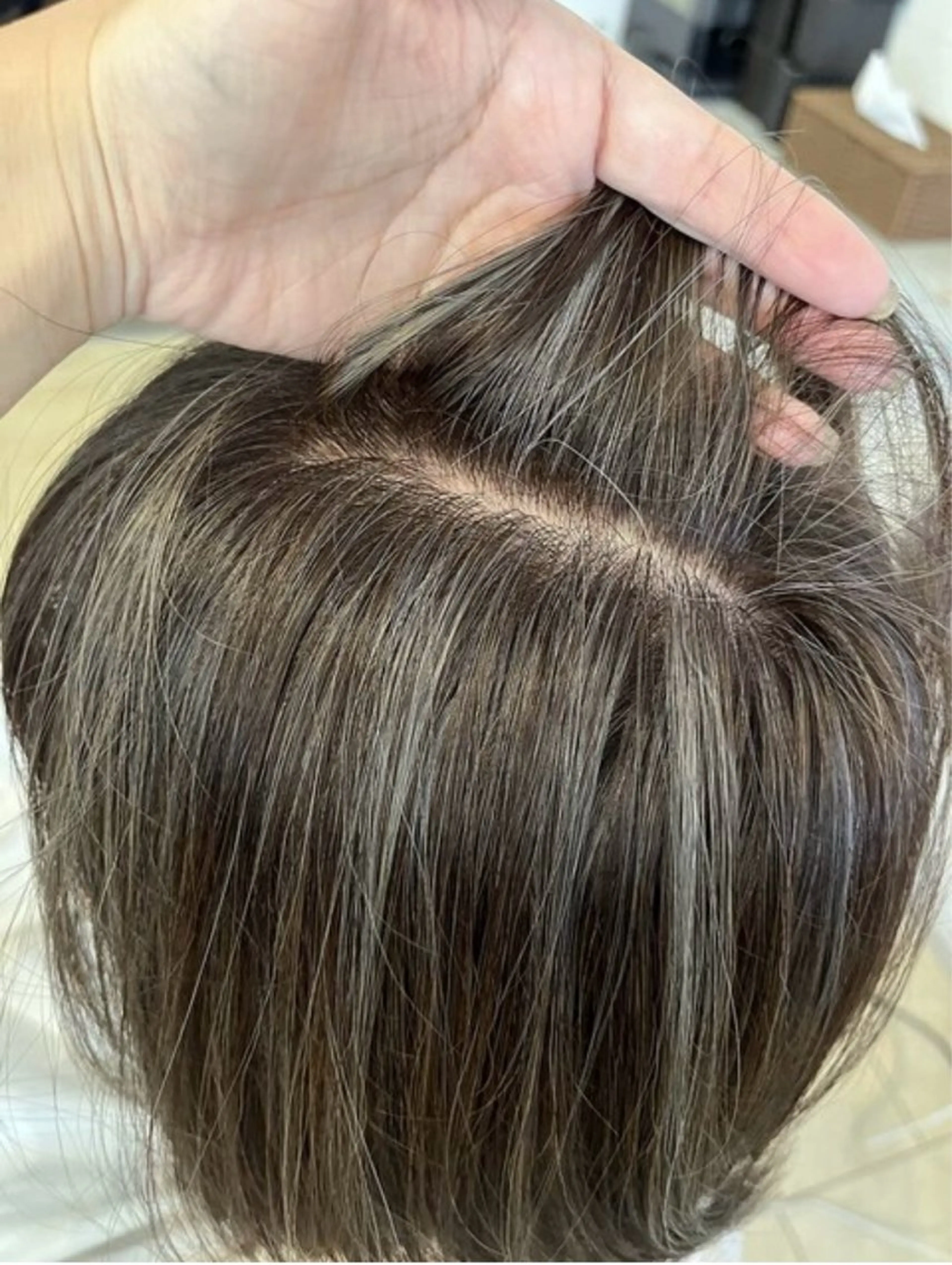 カラー 泉川 みかのヘアスタイル