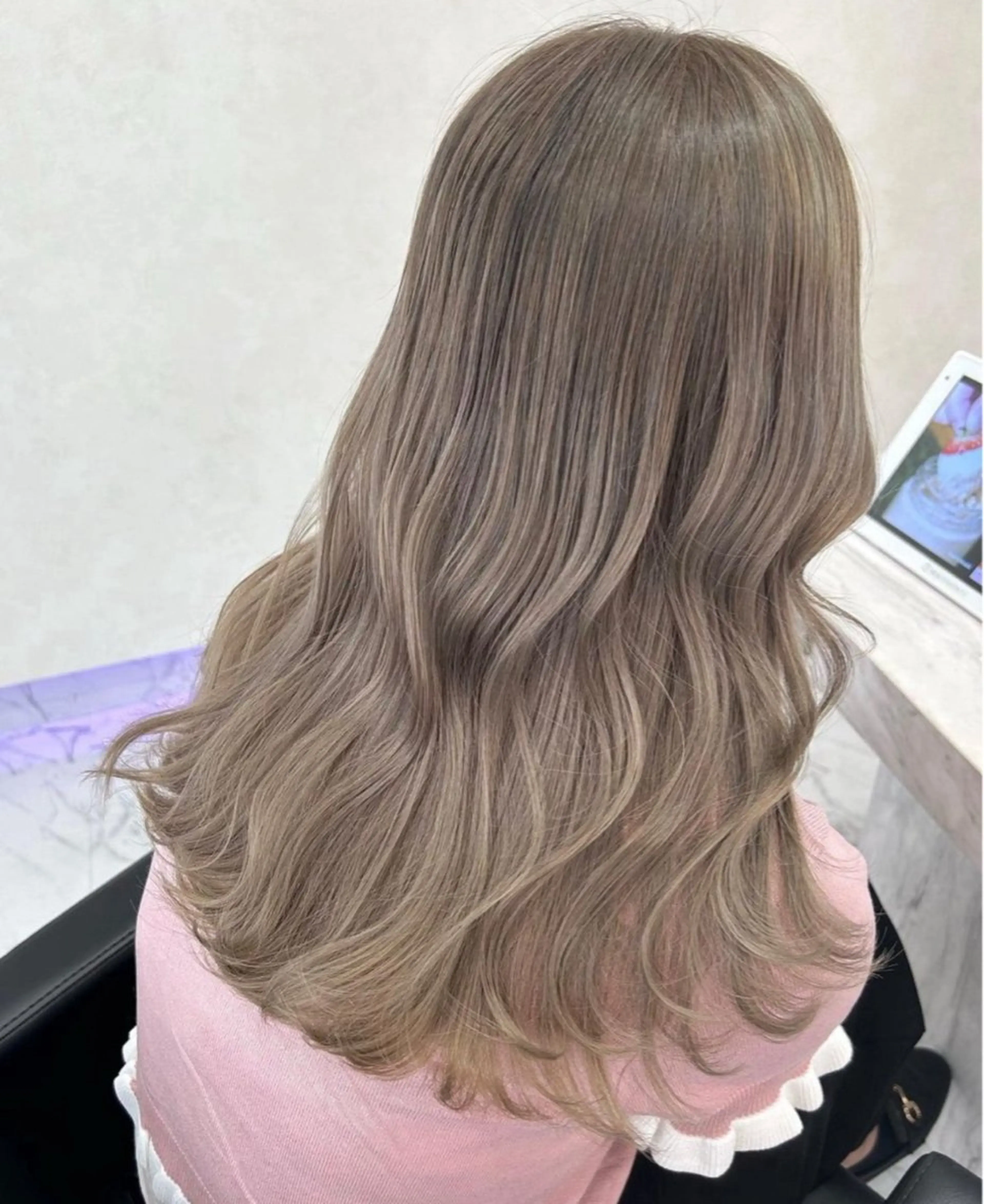 セミロング カラー ベージュカラー ミルクティーベージュ カラーモデル募集💖 RIRIKA🩷🧸のヘアスタイル