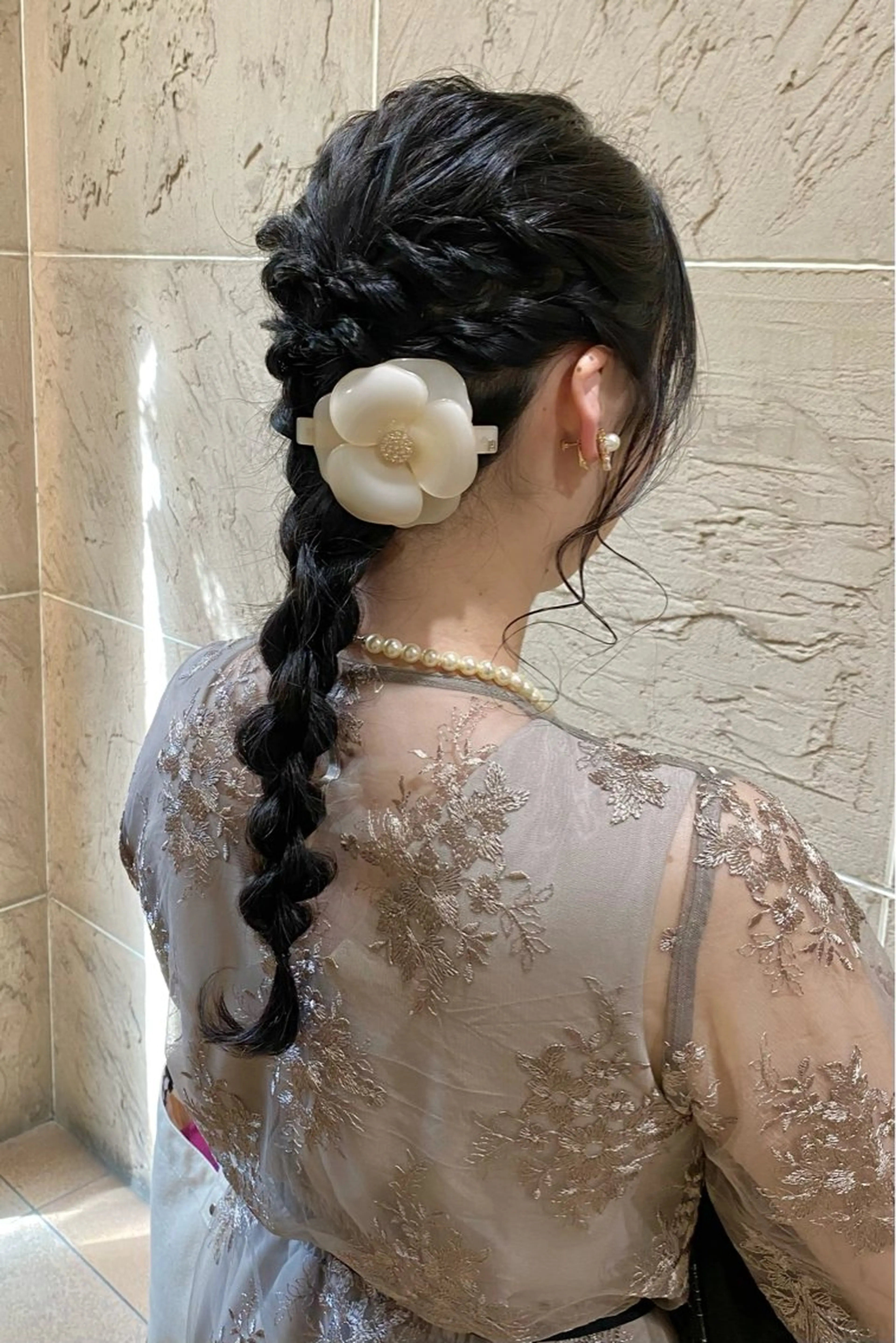 ロング ヘアアレンジ 菊地 紗矢のヘアスタイル