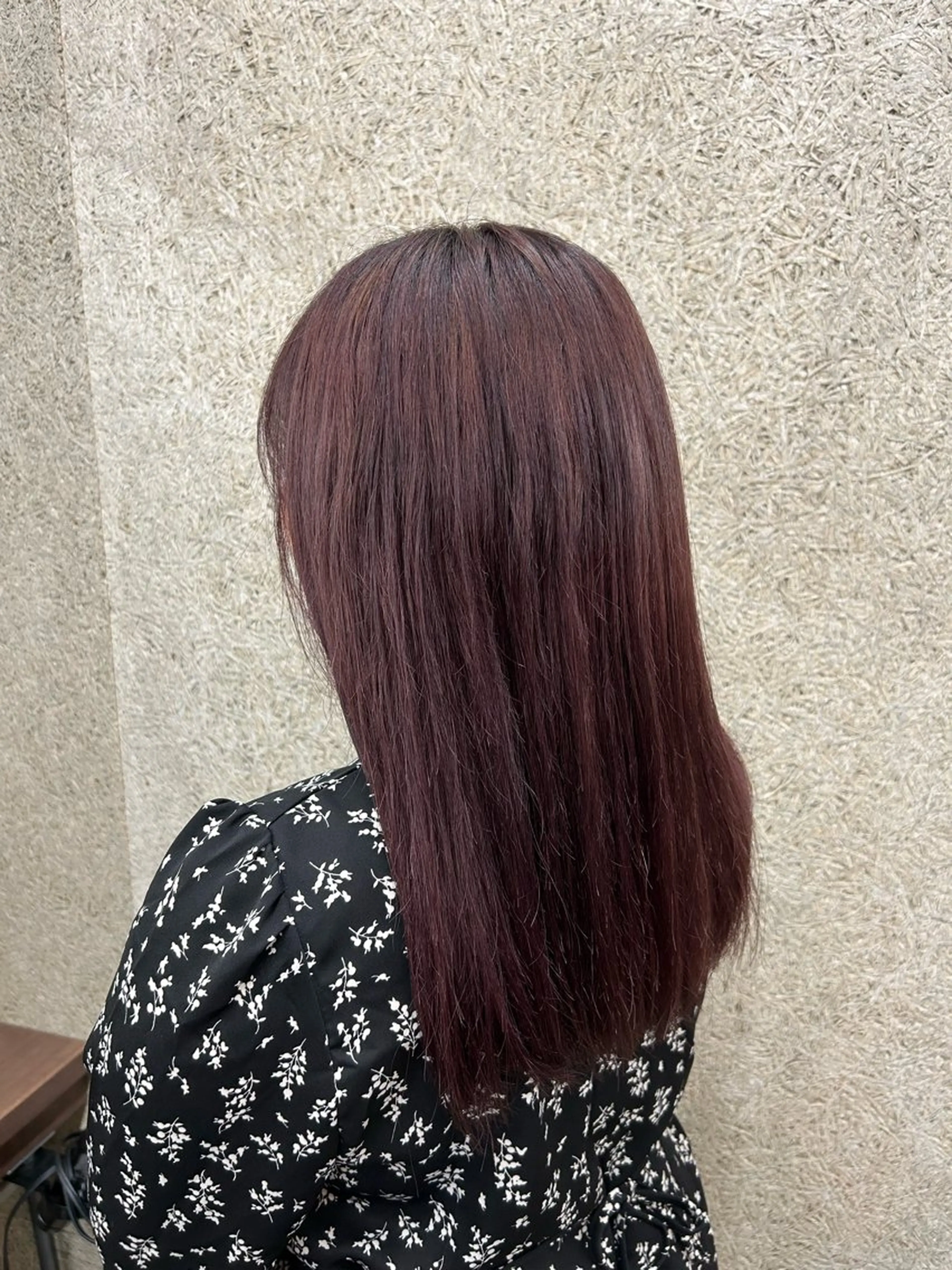 カラー ブリーチ ブラウンカラー ピンクカラー オリーブ/ ナカミネアキナのヘアスタイル
