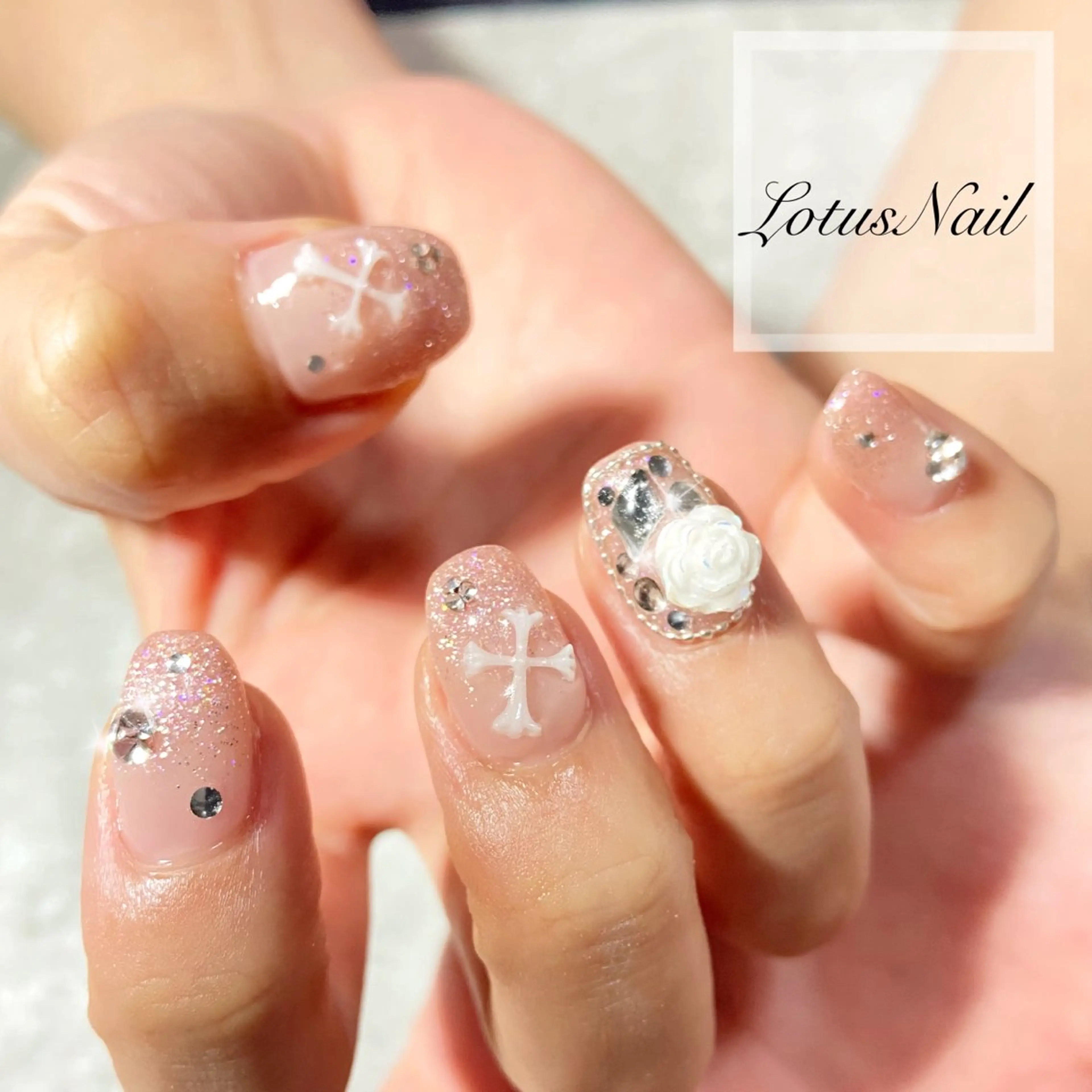 ネイル ハンドネイル Lotus Nailのネイルデザイン