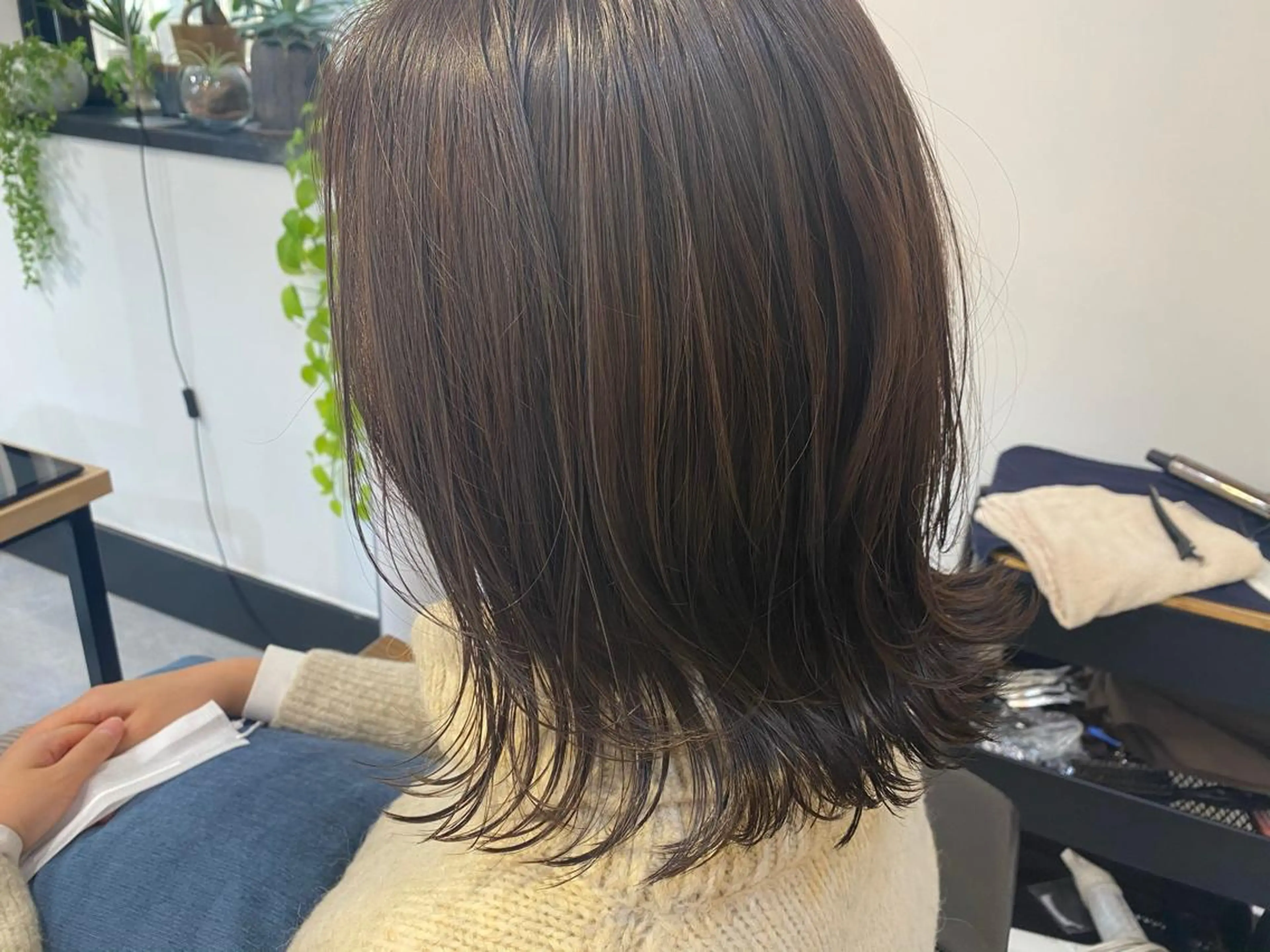 ミディアム カラー 透明感カラー グレージュ ハイライトカラー ハイライト カット ヘアカラー トリートメント CARICIA🌱 masaeのヘアスタイル