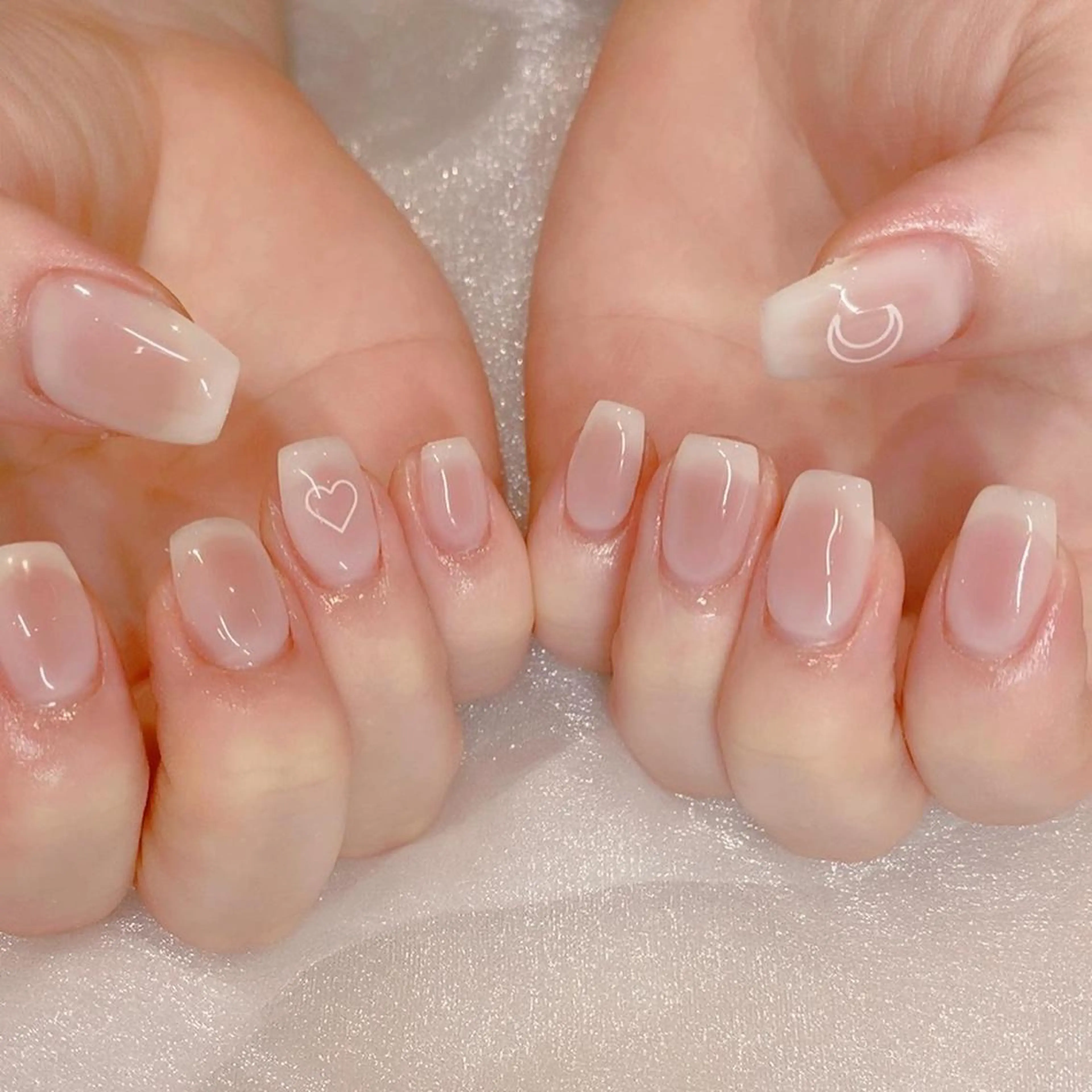 ネイル チークネイル ハンドネイル n Honokaのネイルデザイン