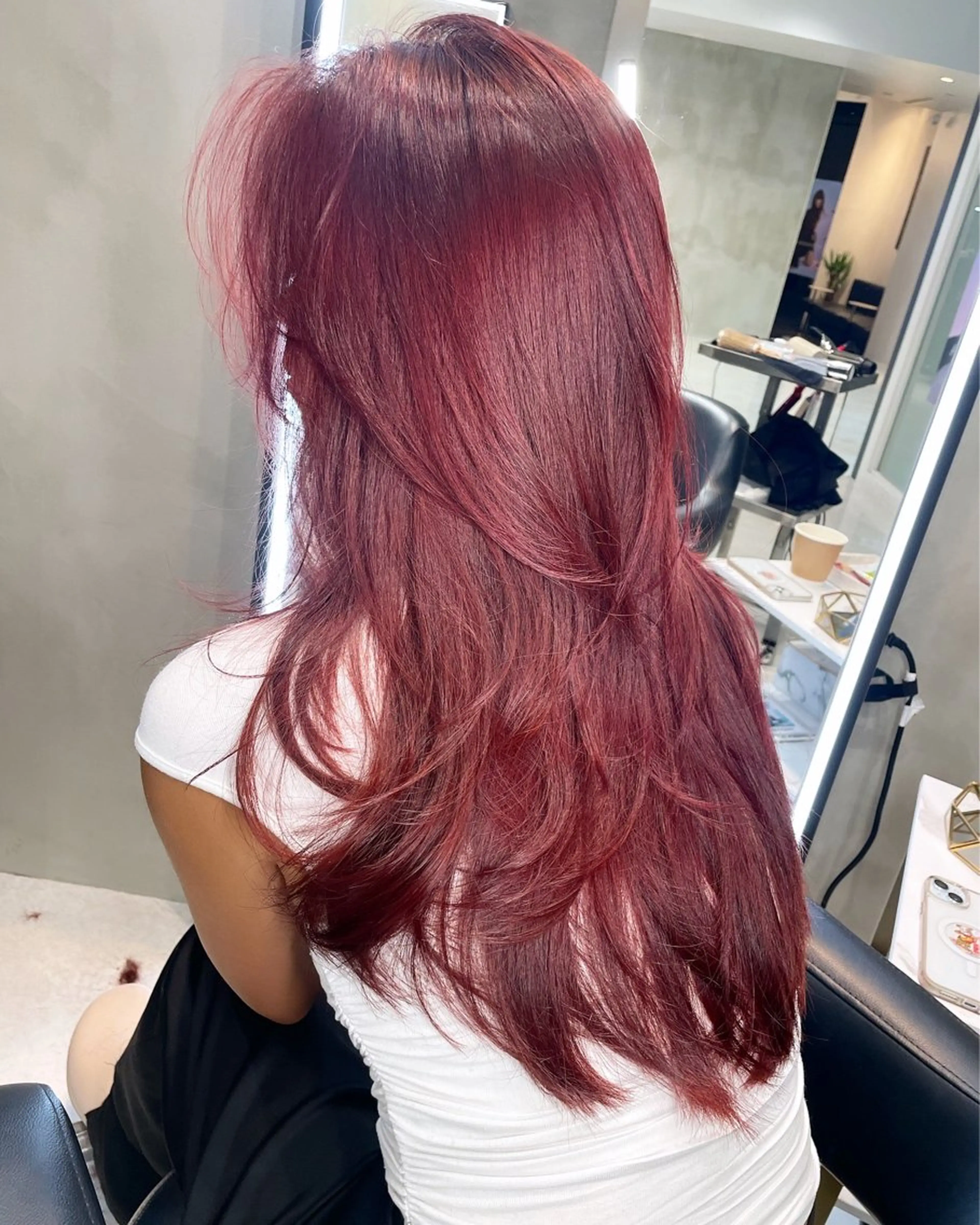 ロング カット ヘアカラー 韓国ヘア🇰🇷 YURIYAのヘアスタイル