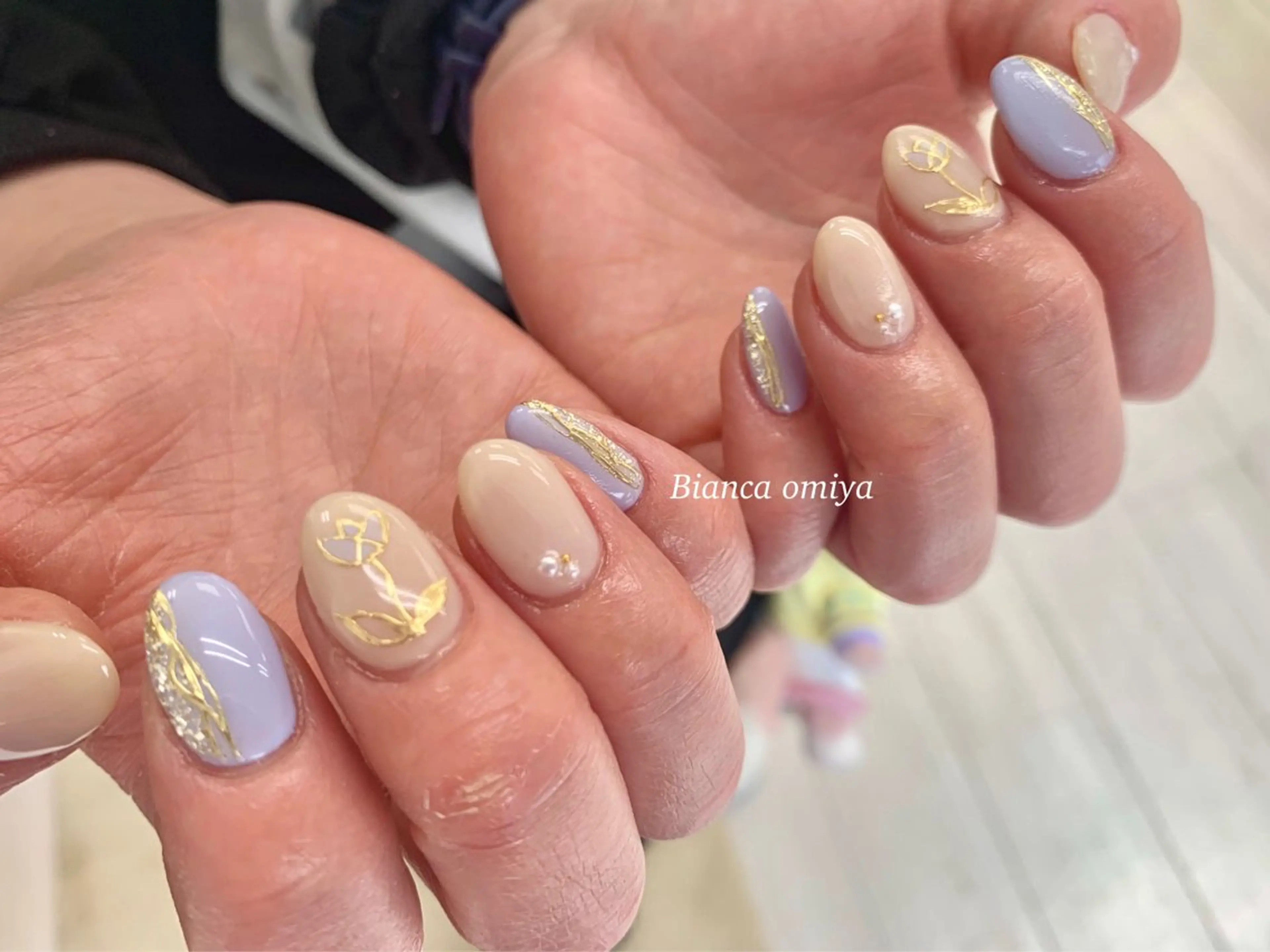 ネイル ブルー パステルネイル パープル 春ネイル Bianca🪽 katoのネイルデザイン