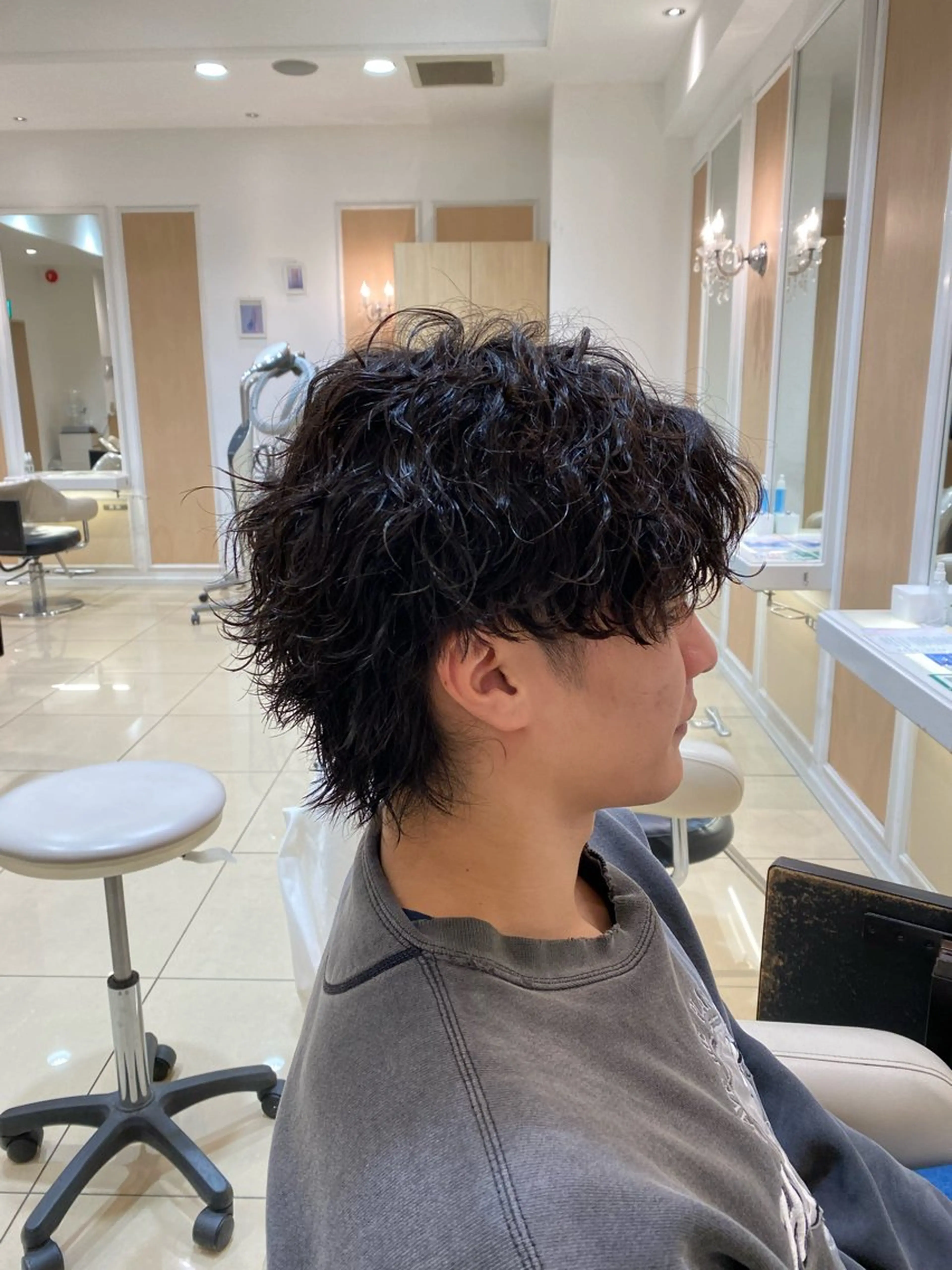 ショート パーマ メンズ カット パーマ メンズ特化型美容師 栗山勇人のヘアスタイル