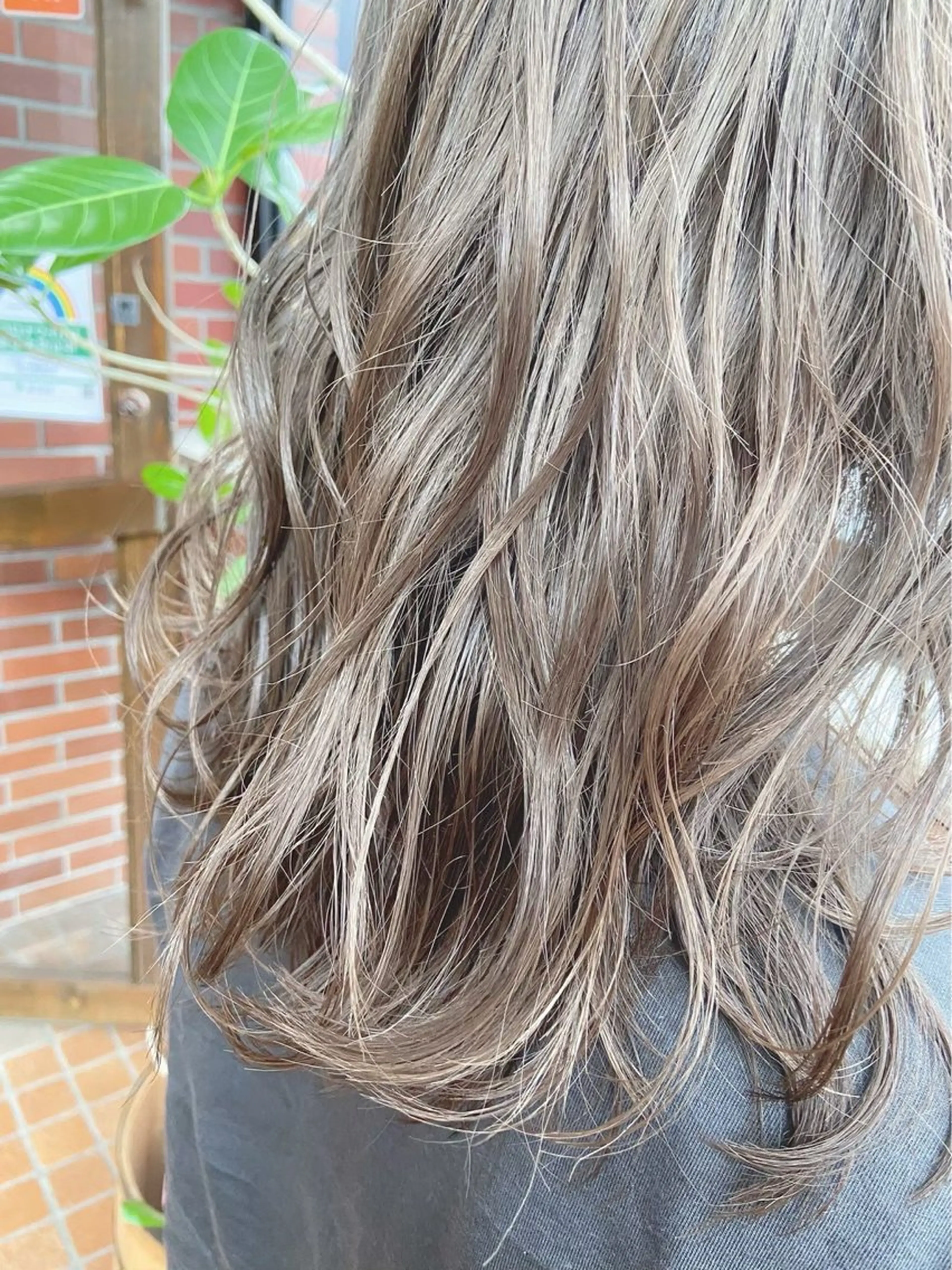 ミディアム カラー ヘアカラー 齋藤 優太朗のヘアスタイル