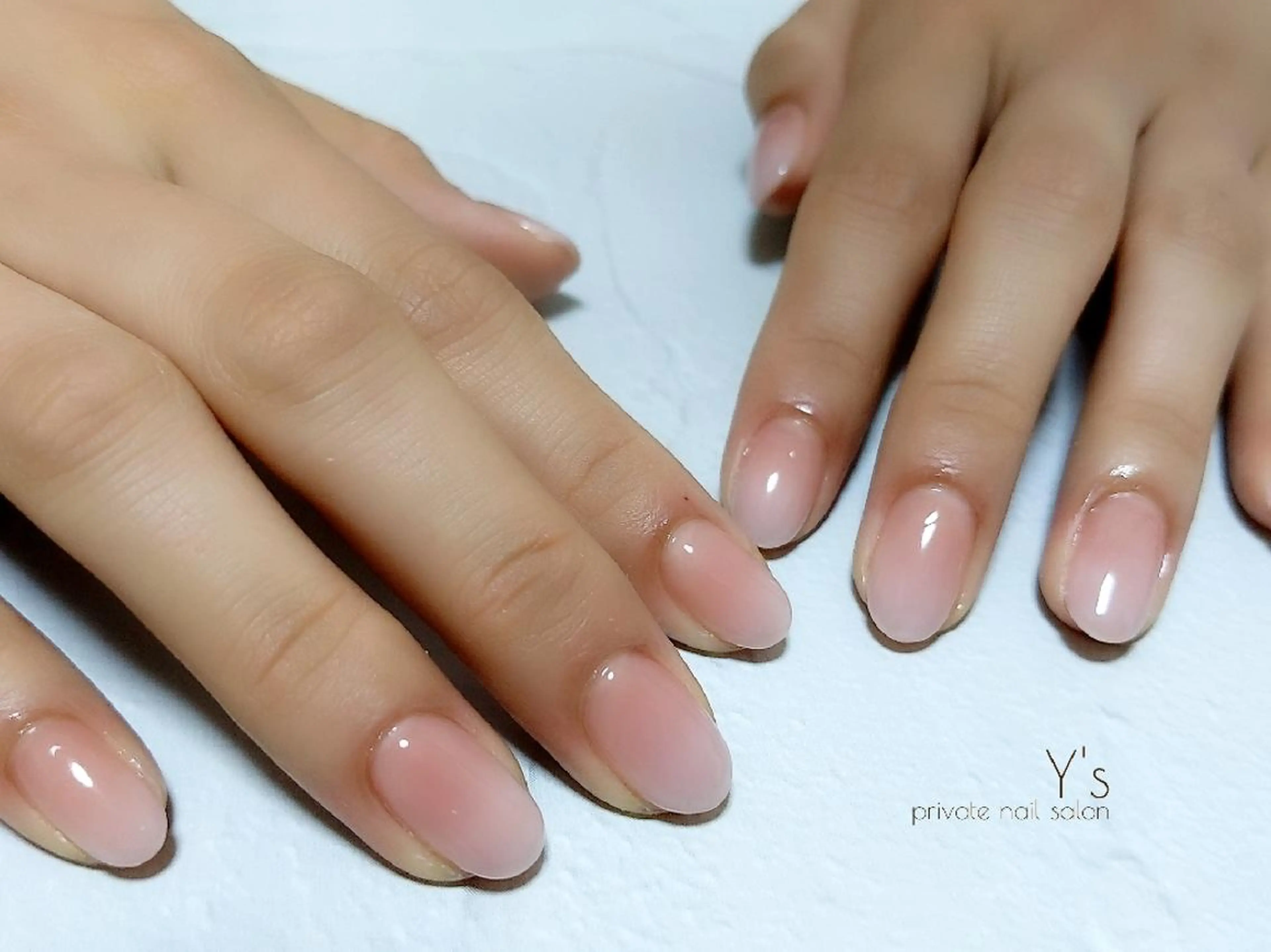 ネイル ハンドネイル YUMI NAGAI  のネイルデザイン