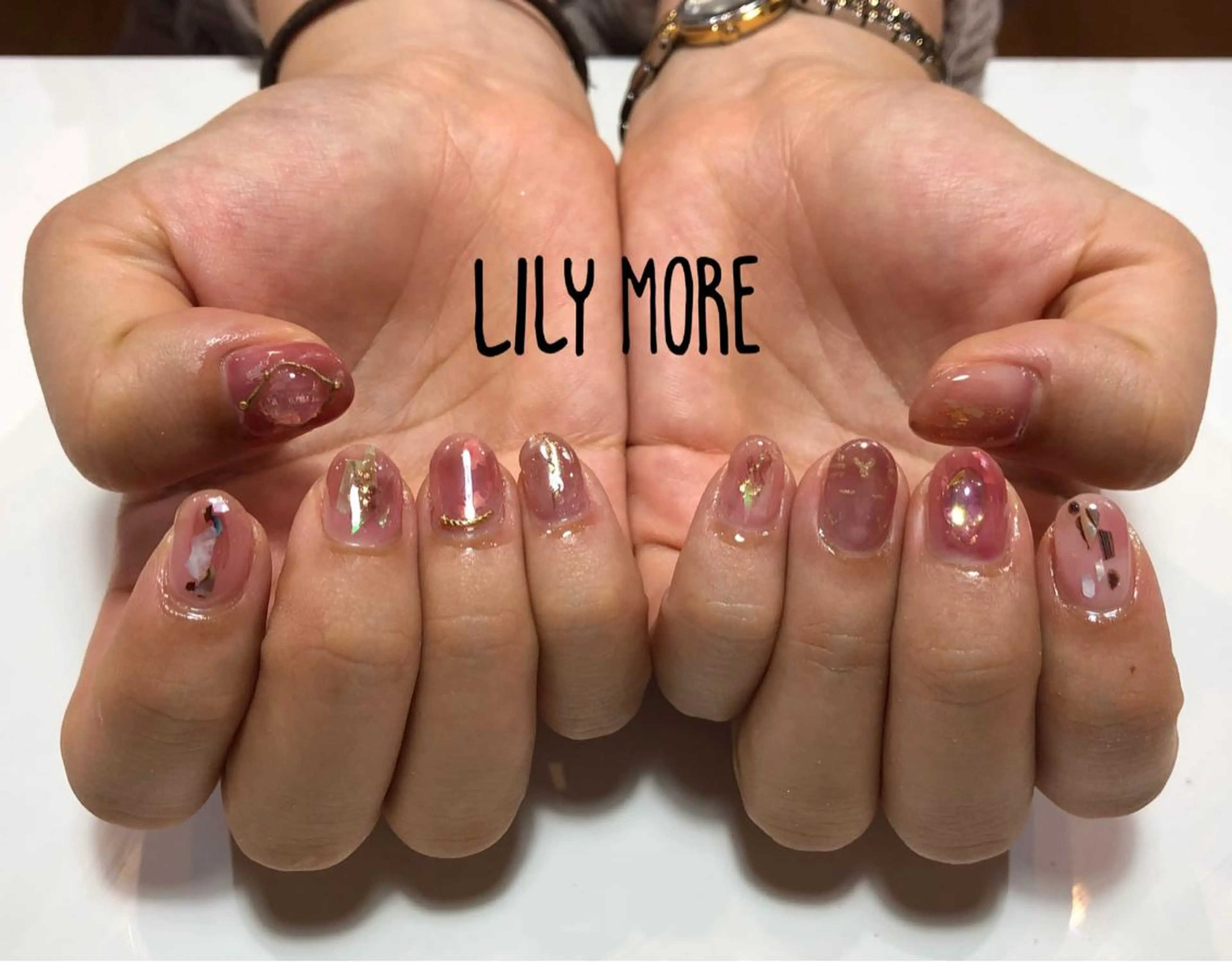ネイル ニュアンスネイル Lily closetのネイルデザイン