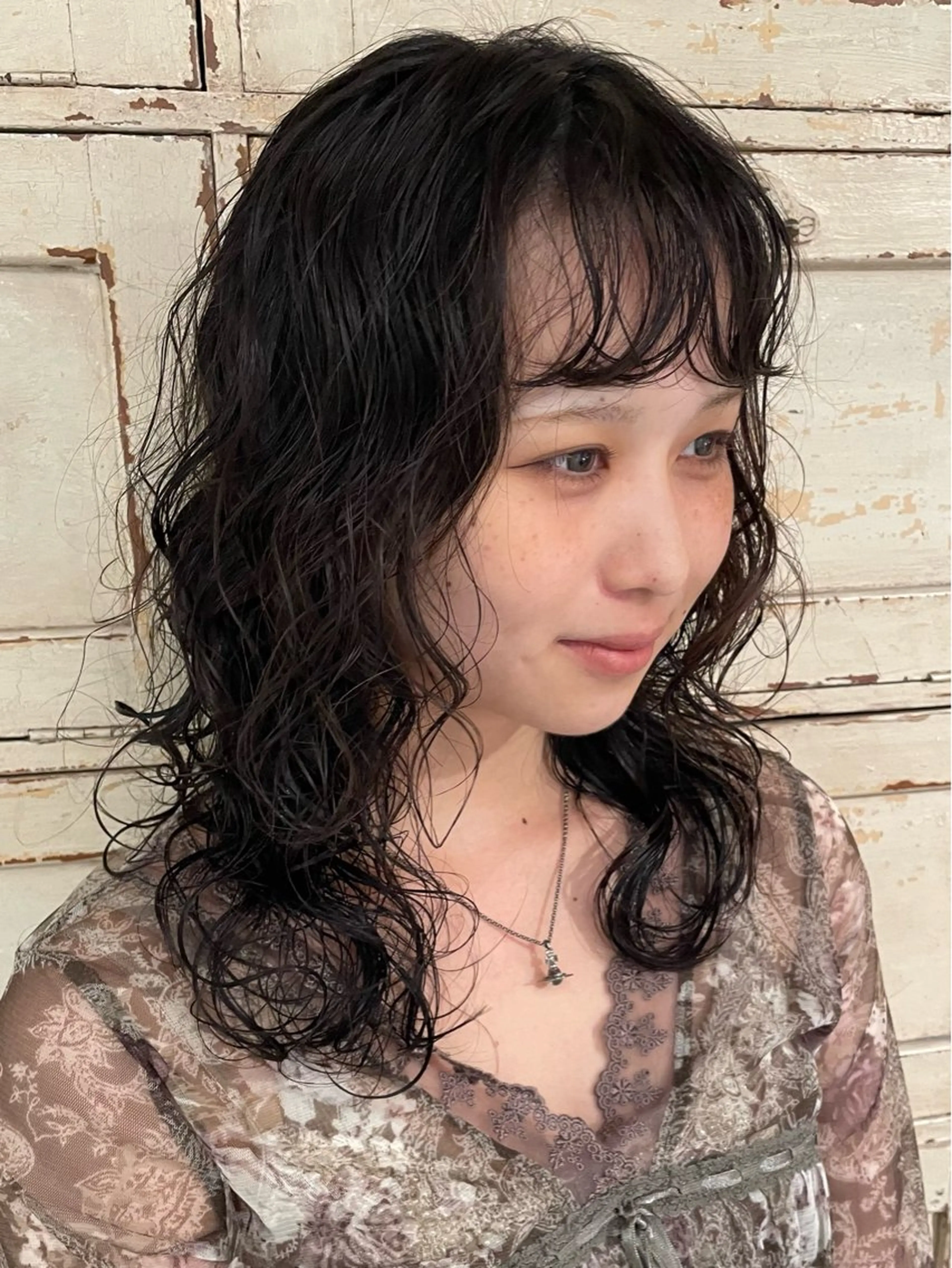 ミディアム パーマ RorriM所属・RorriM natsuのヘアスタイル