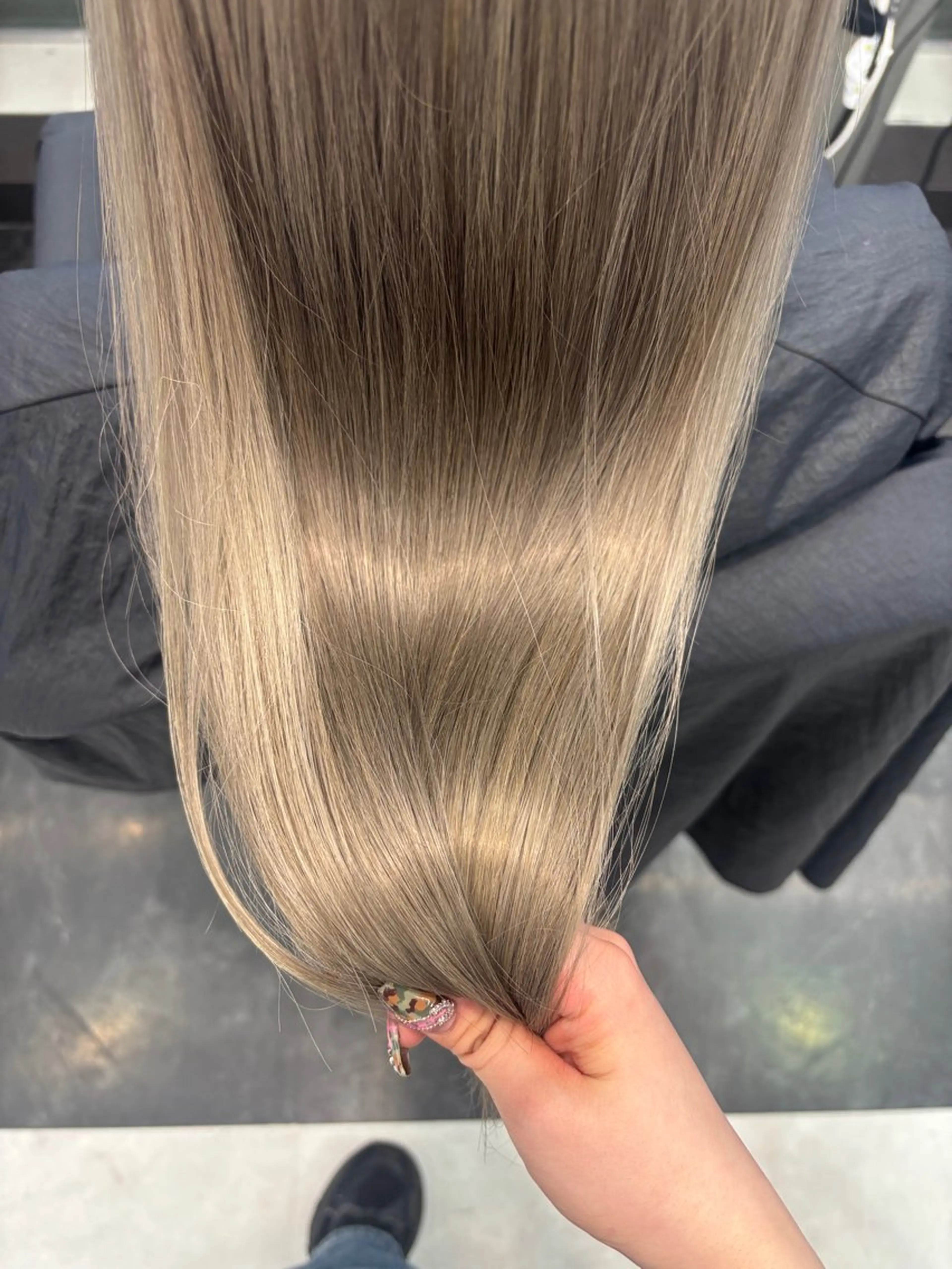 ロング ヘアアレンジ カット ヘアカラー トリートメント ミルクティー/ピンク カラー/ みう🎀のヘアスタイル