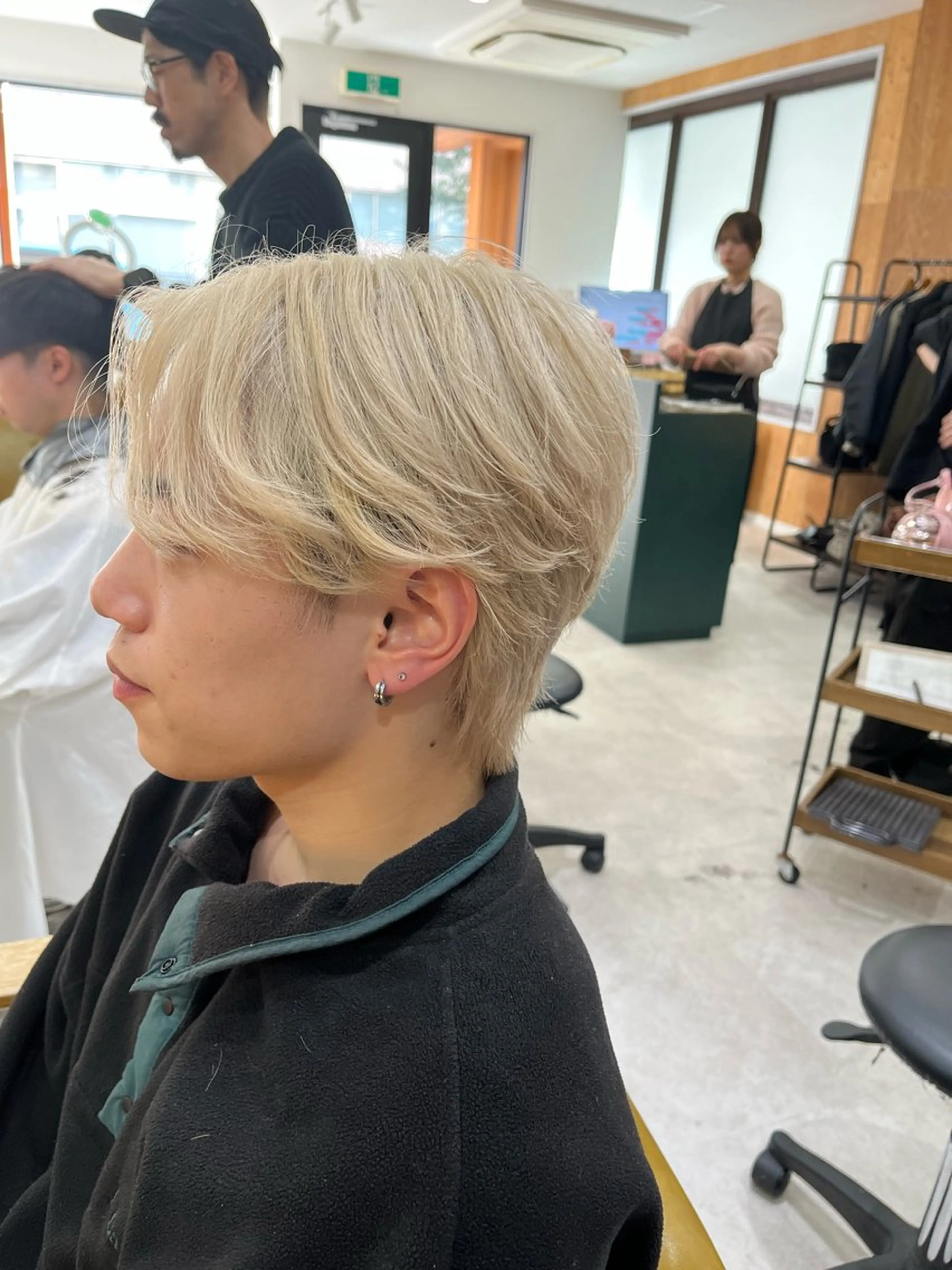 カラー メンズ ベージュカラー ホワイトベージュ カット ヘアカラー 🔥メンズ特化パーマ /牧野成瀬🔥のヘアスタイル