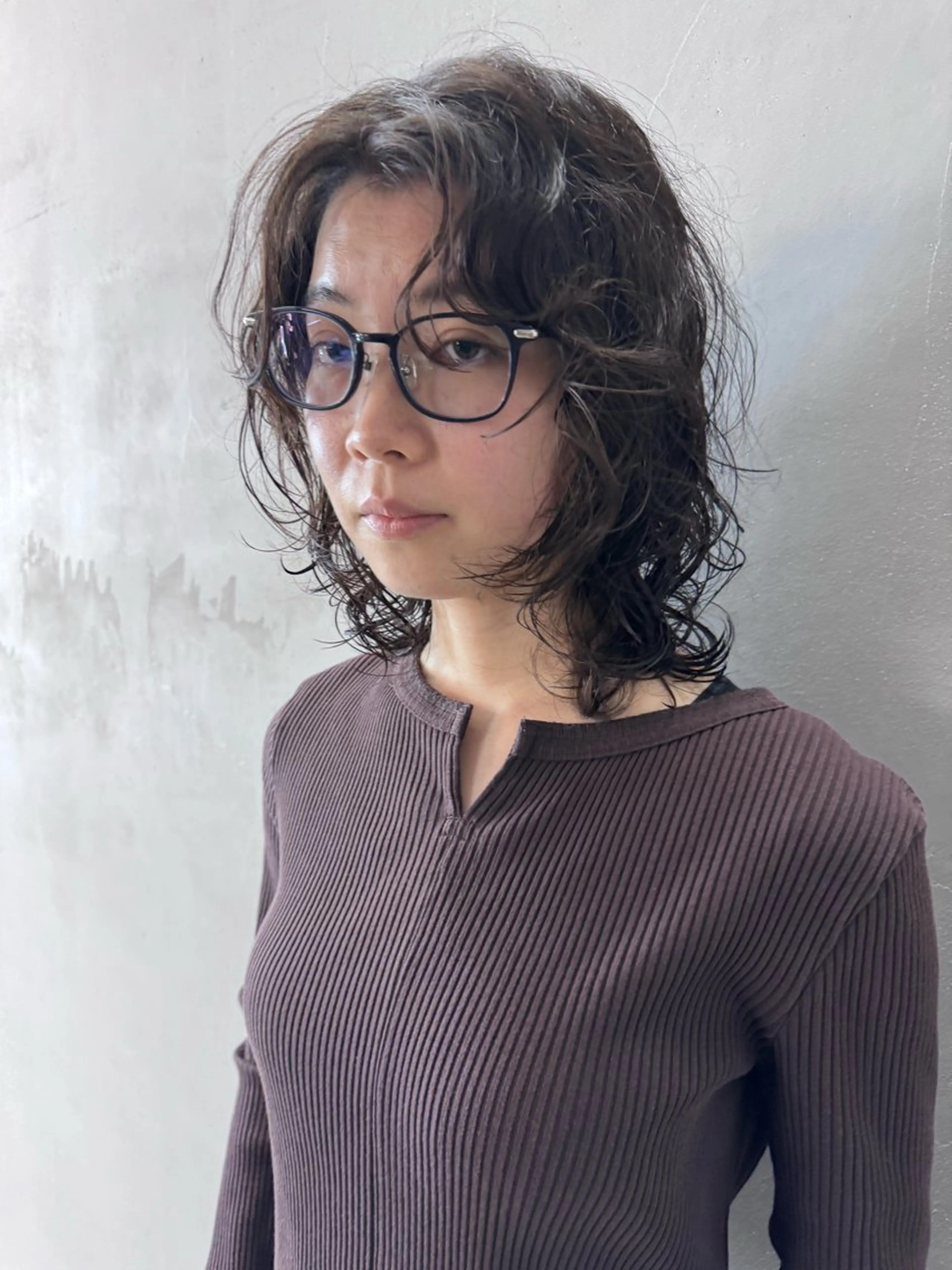 ミディアム パーマ カット パーマ トリートメント 似合わせパーマ 癖毛カットのヘアスタイル