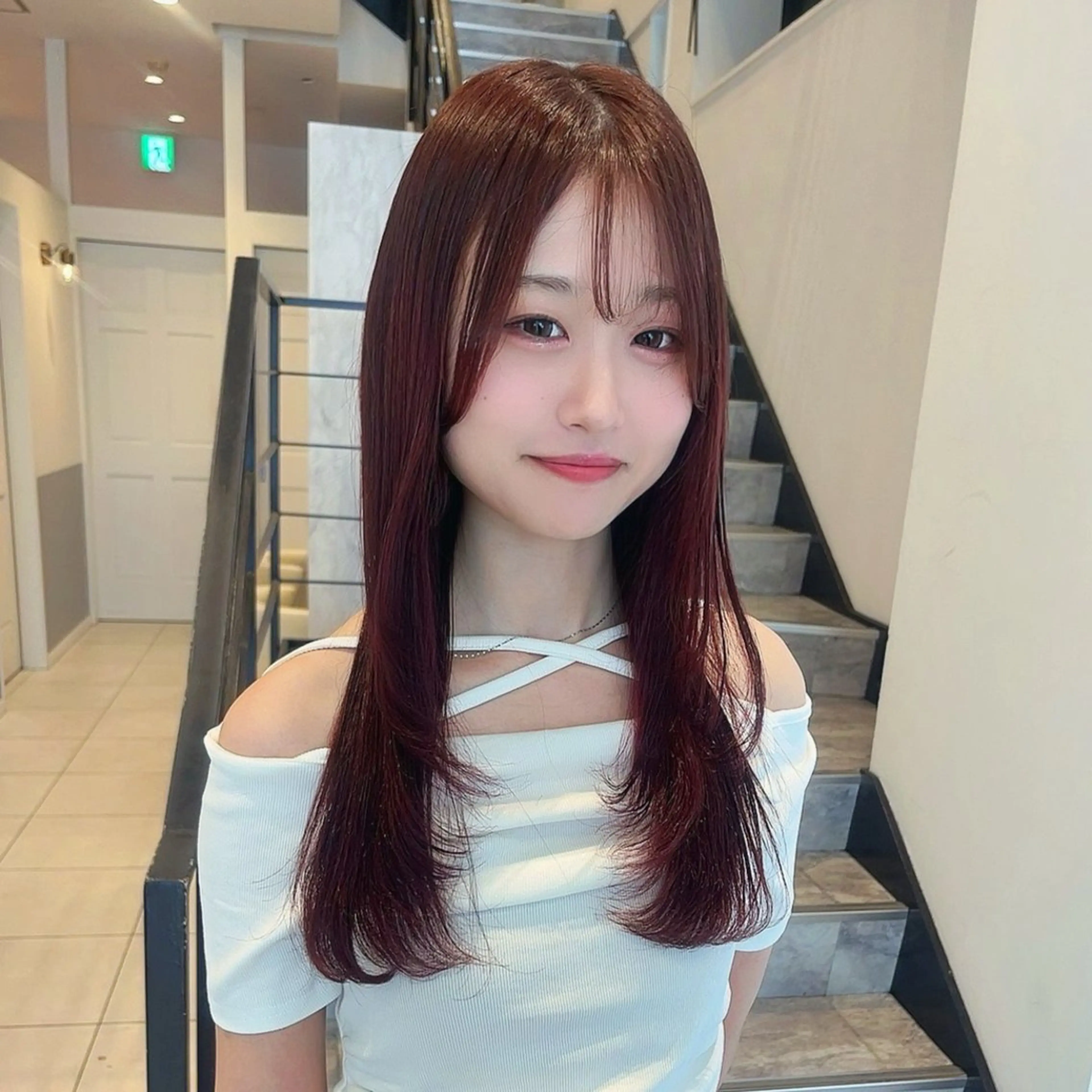 ロング カラー ブリーチ ブラウンカラー ブリーチなしカラー レッドカラー レッドブラウン 💖韓国風艶髪ヘア 💖EREN🦋のヘアスタイル