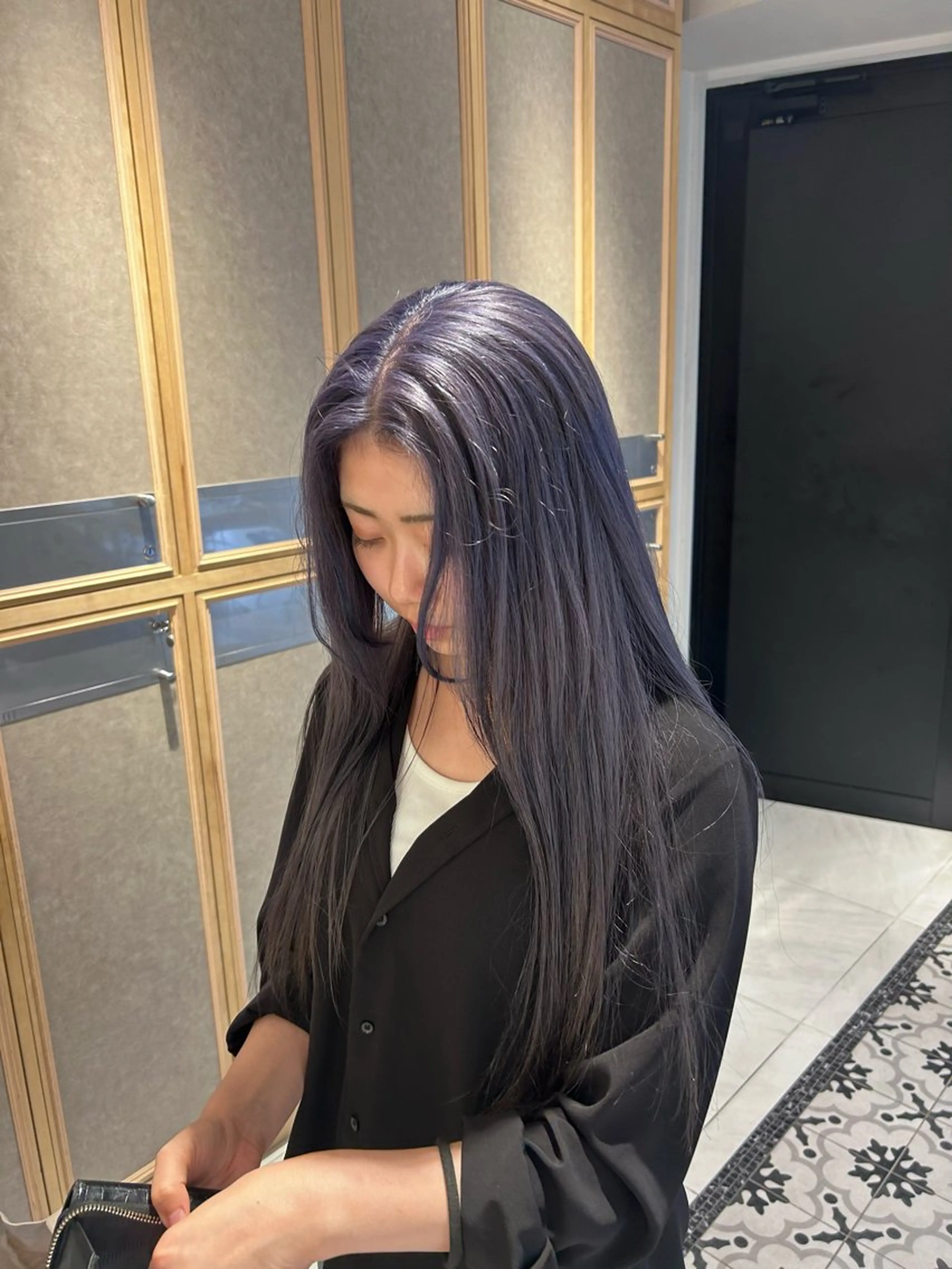 カラー 縮毛矯正 ヘアカラー トリートメント ヘッドスパ ヘアセット miko🪽地毛風/ ハイトーン/レイヤーのヘアスタイル