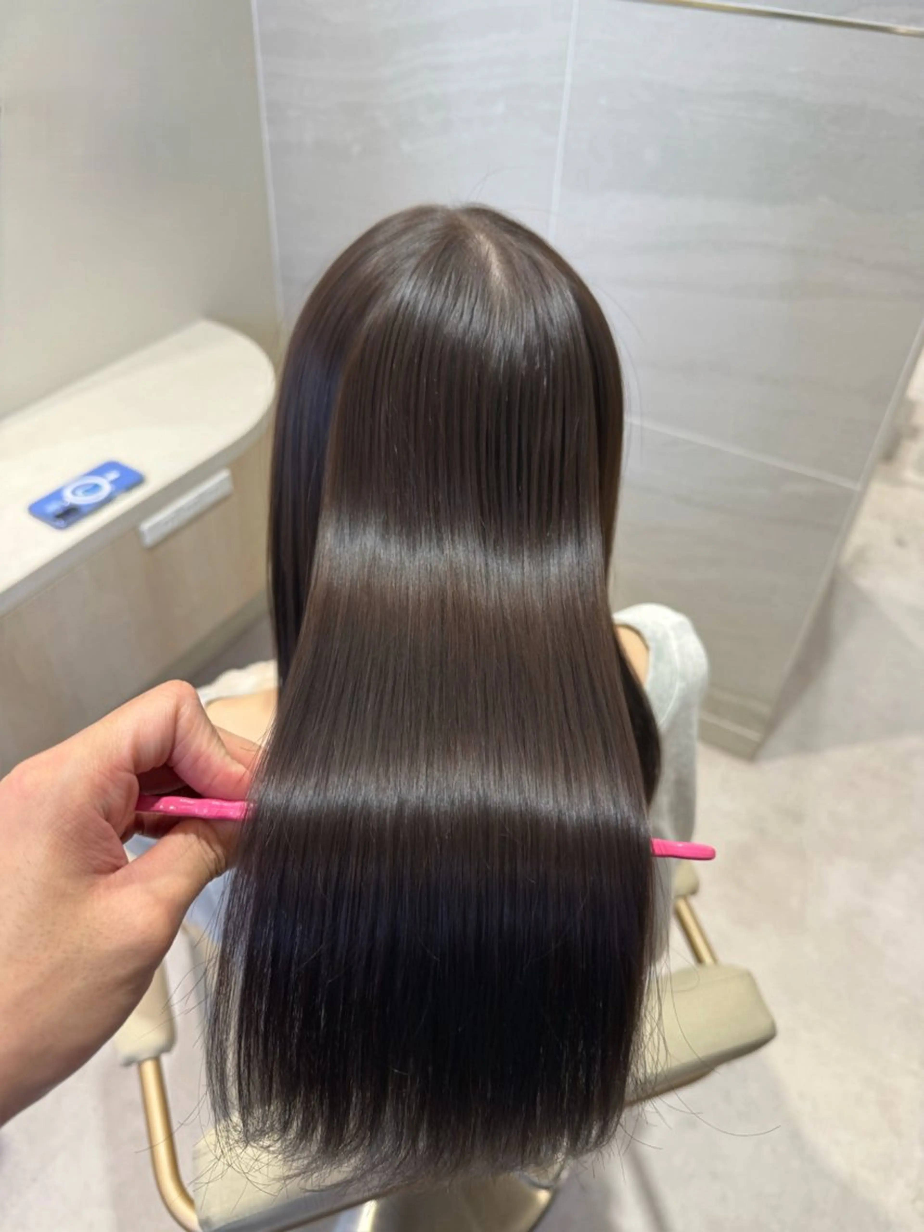 ロング カラー ベージュカラー イルミナカラー シアーベージュ 髪質改善 トリートメント カット ヘアカラー 縮毛矯正 トリートメント Ms.CHARM所属・透明感カラー🌿 グレージュ🐺陽介のヘアスタイル