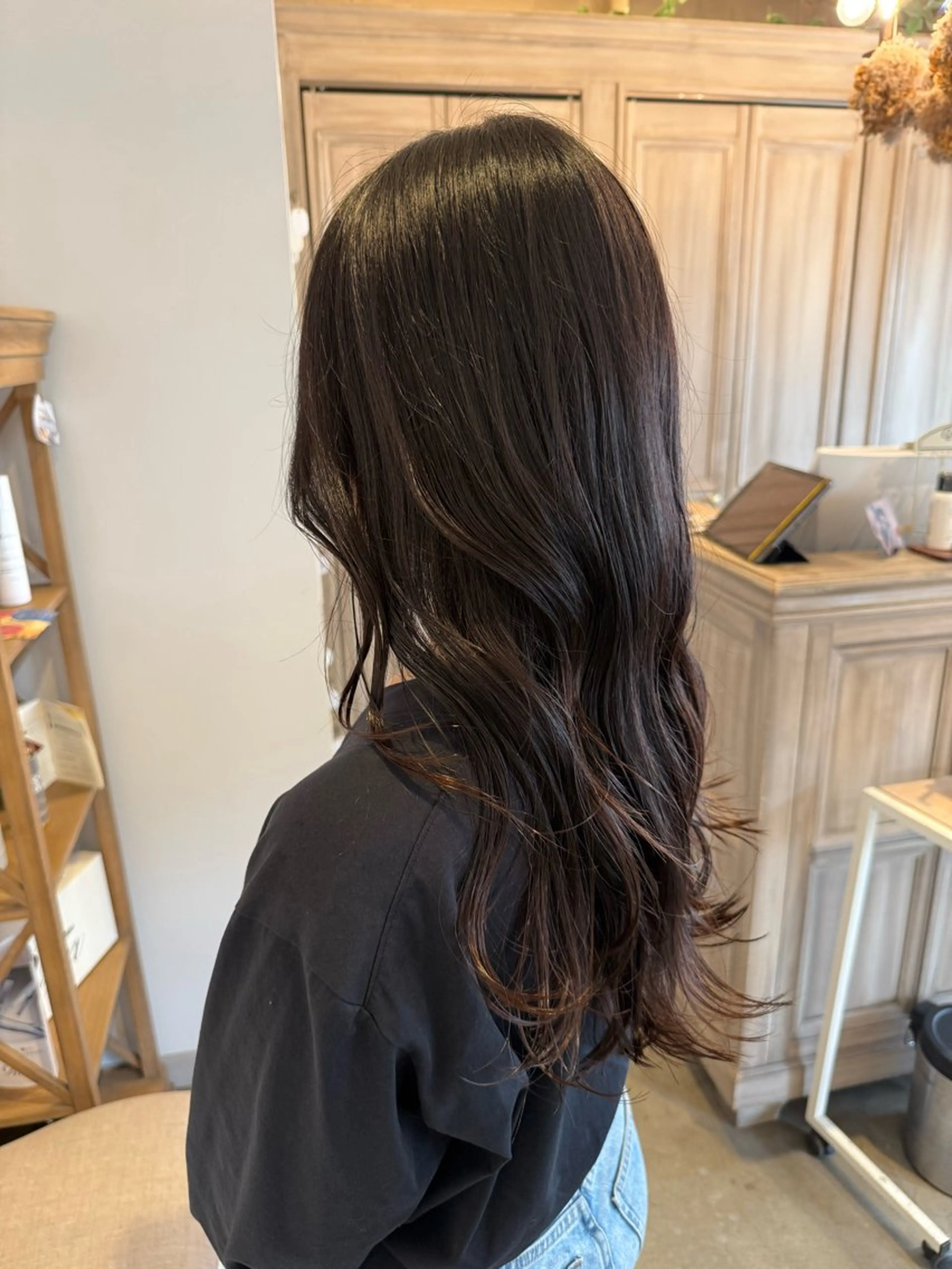 ロング カット lolonois森ノ宮所属・齊藤 百伽のヘアスタイル