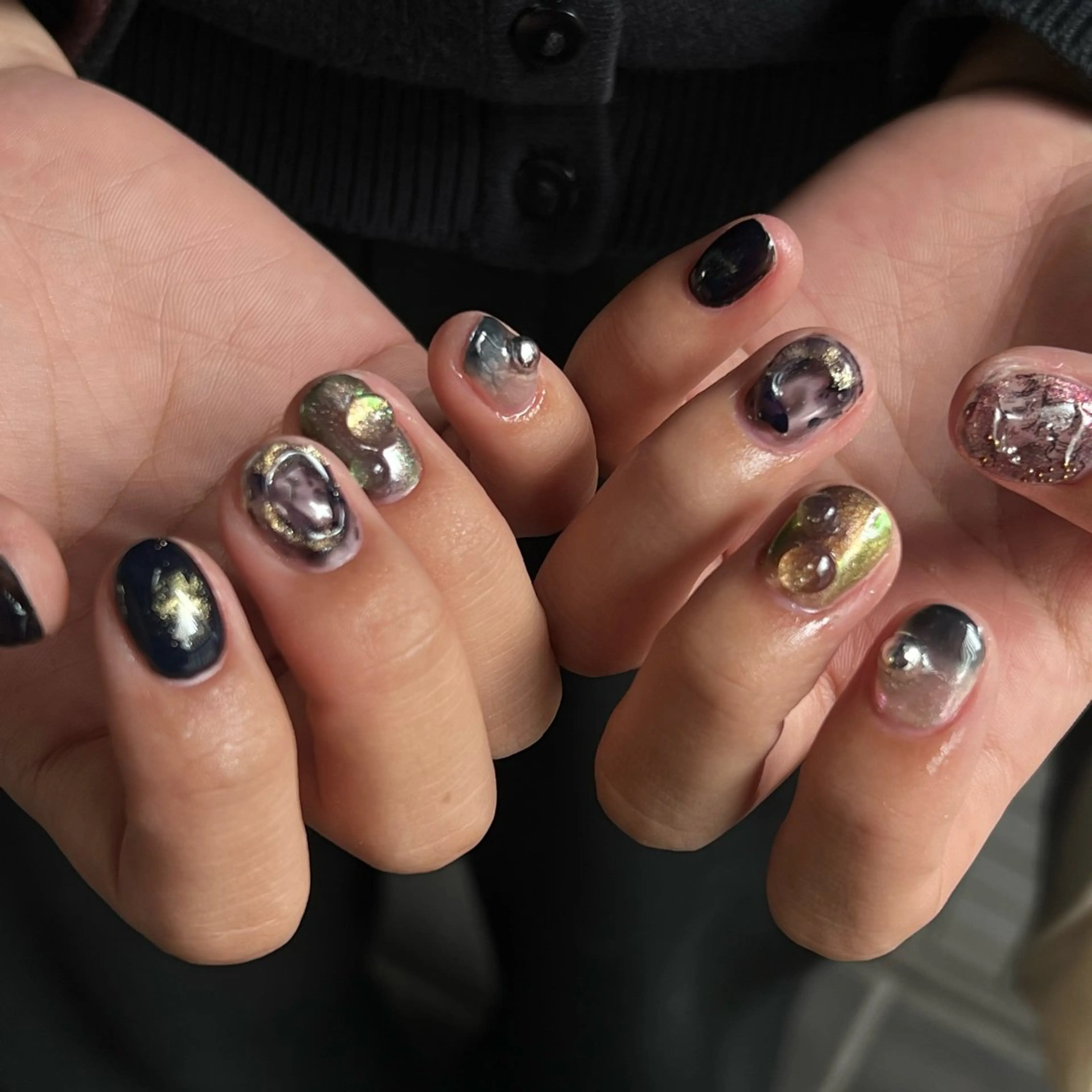 ネイル ハンドネイル Hata nail 🎀個性派ニュアンスのネイルデザイン