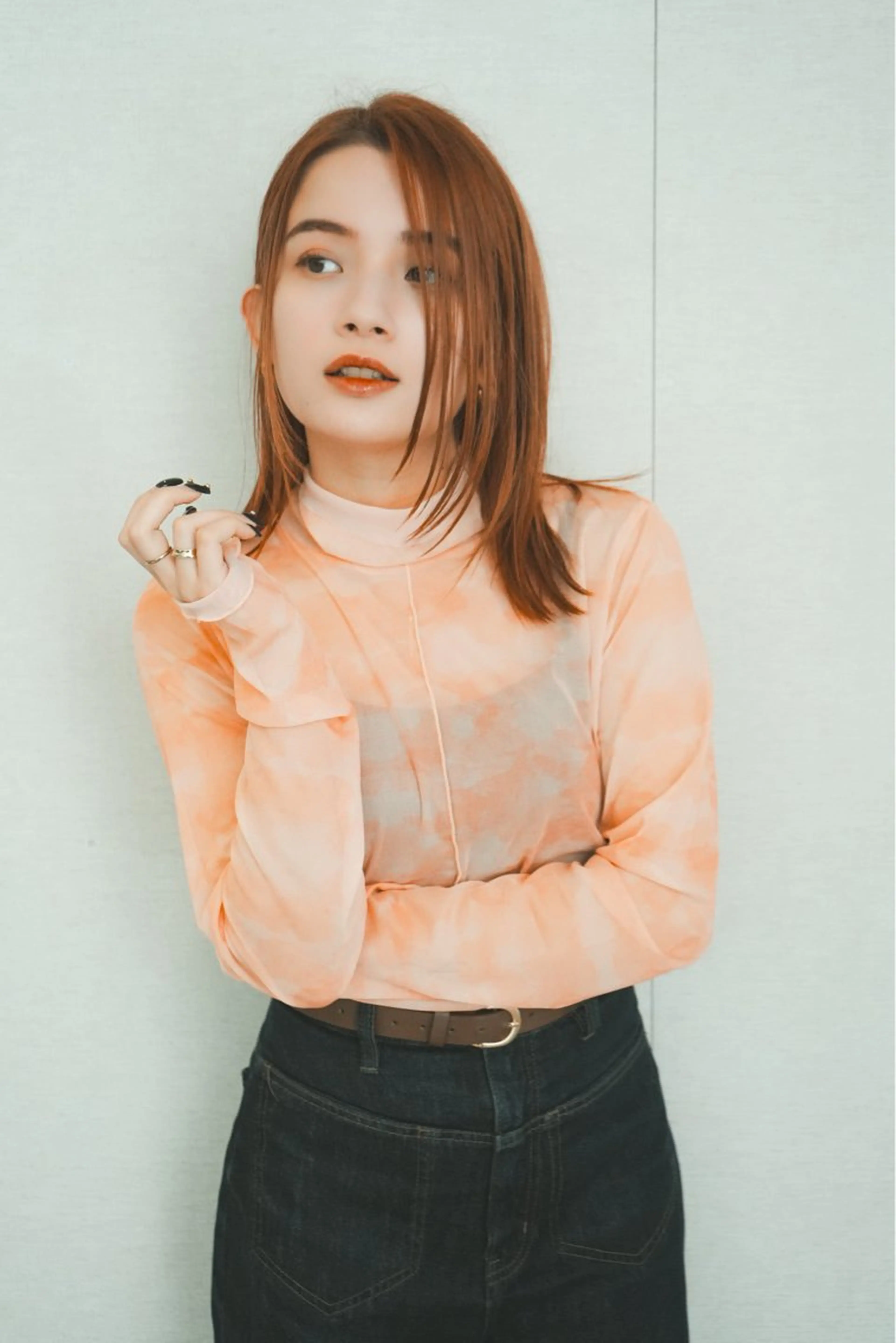 セミロング カラー アディクシーカラー バレイヤージュ ブリーチ デザインカラー ダブルカラー カット トリートメント レイヤーカット nude ヘア大和のヘアスタイル