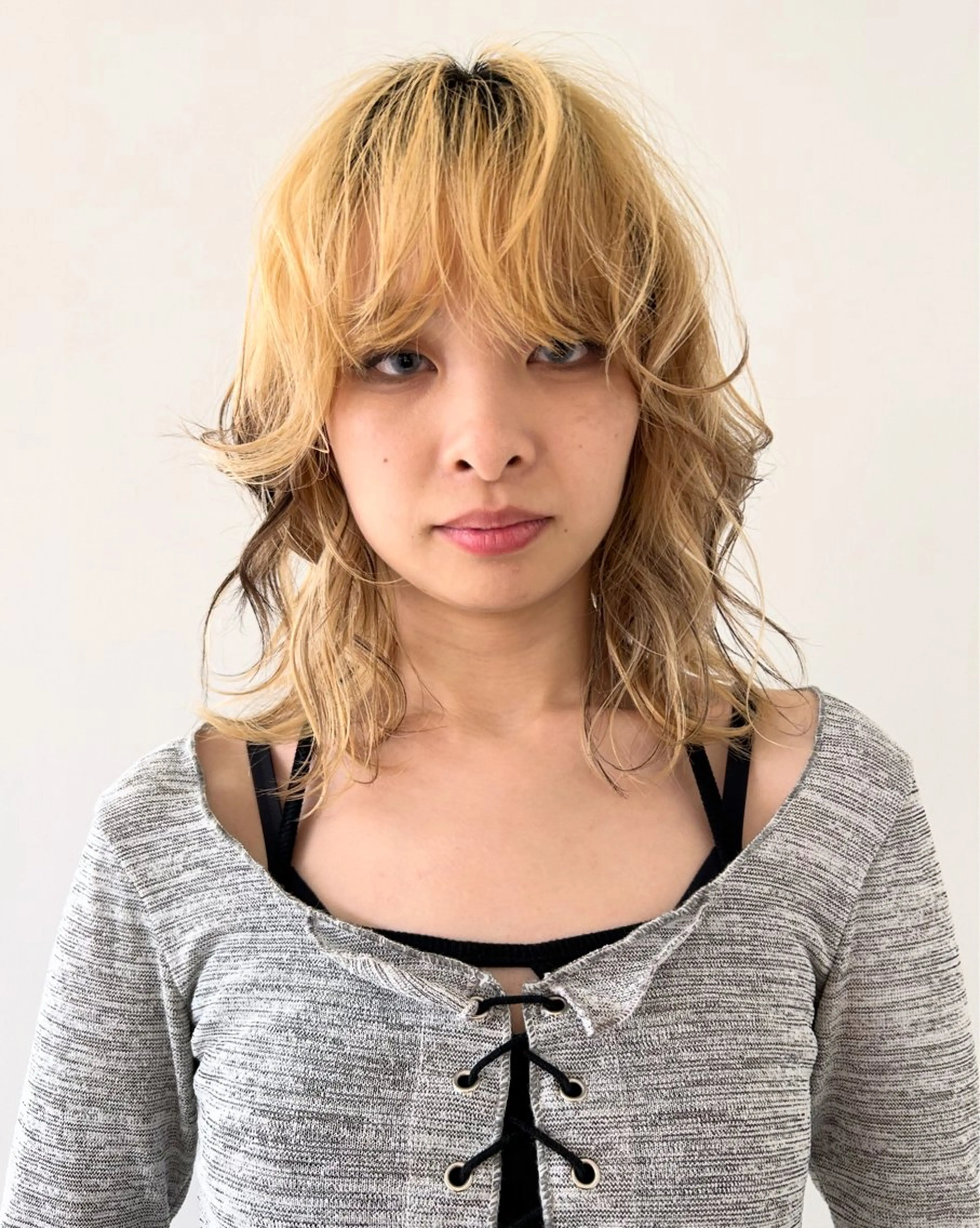 【一番人気！】ケアブリーチリタッチ＋カラー＋オージュアクイックトリートメントの写真