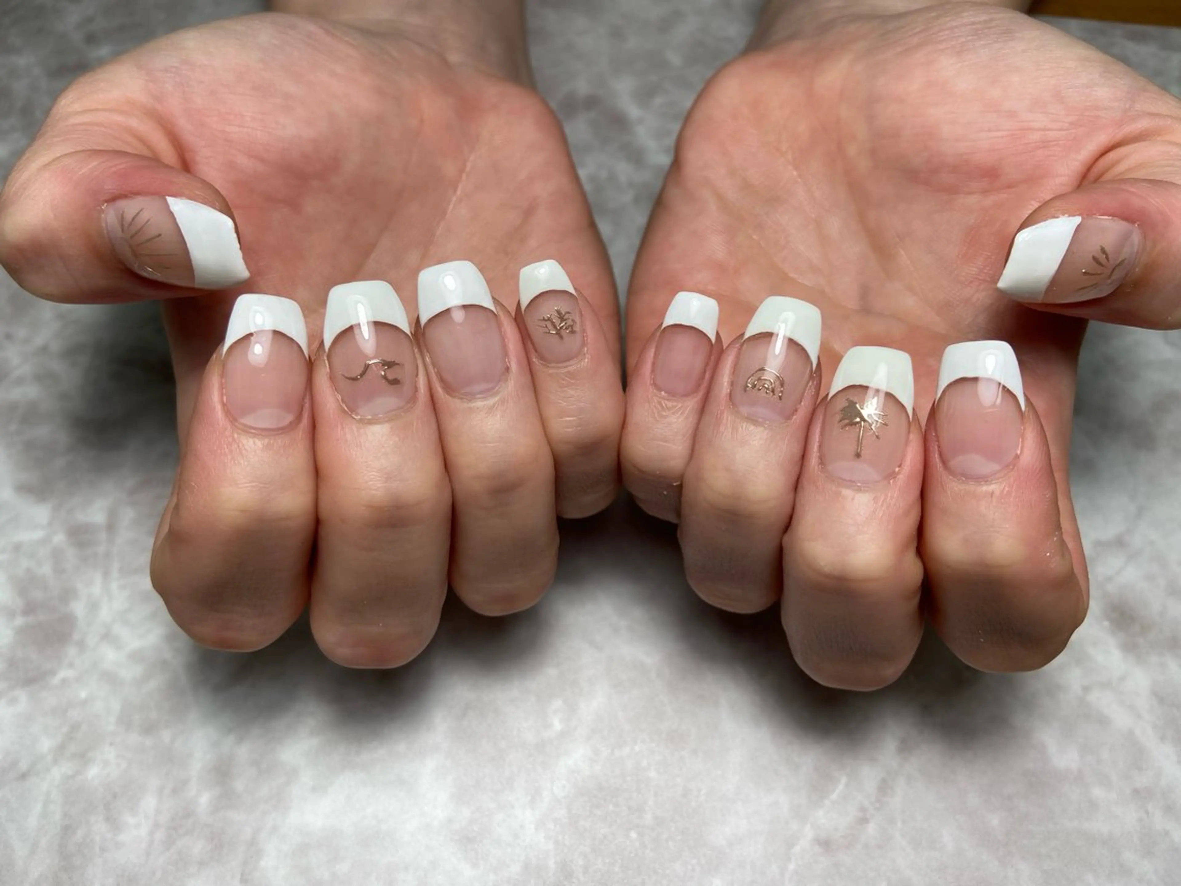 ネイル フレンチネイル A-nail あずさ　閉店のネイルデザイン