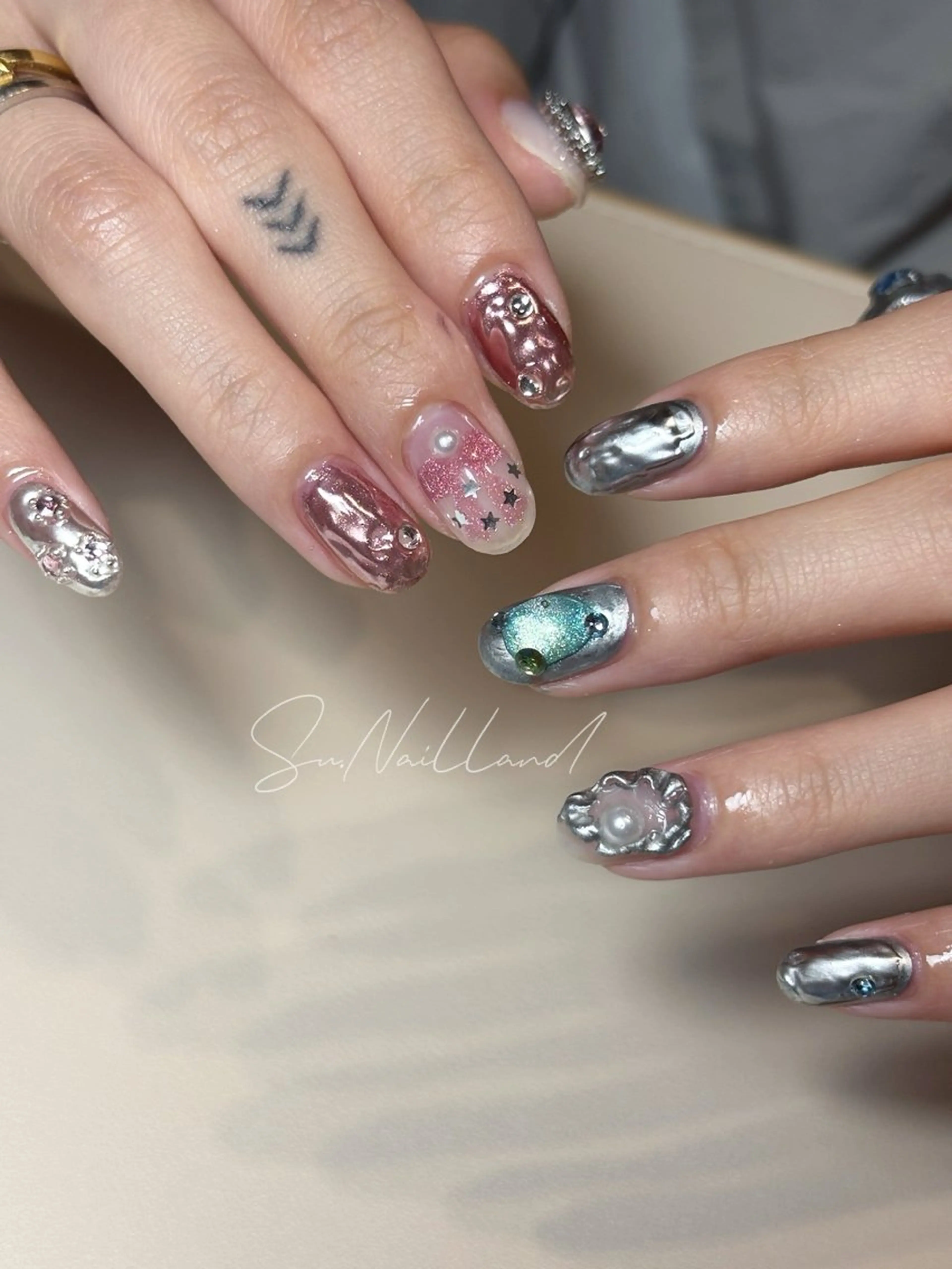 ネイル ハンドネイル Su. Naillandのネイルデザイン