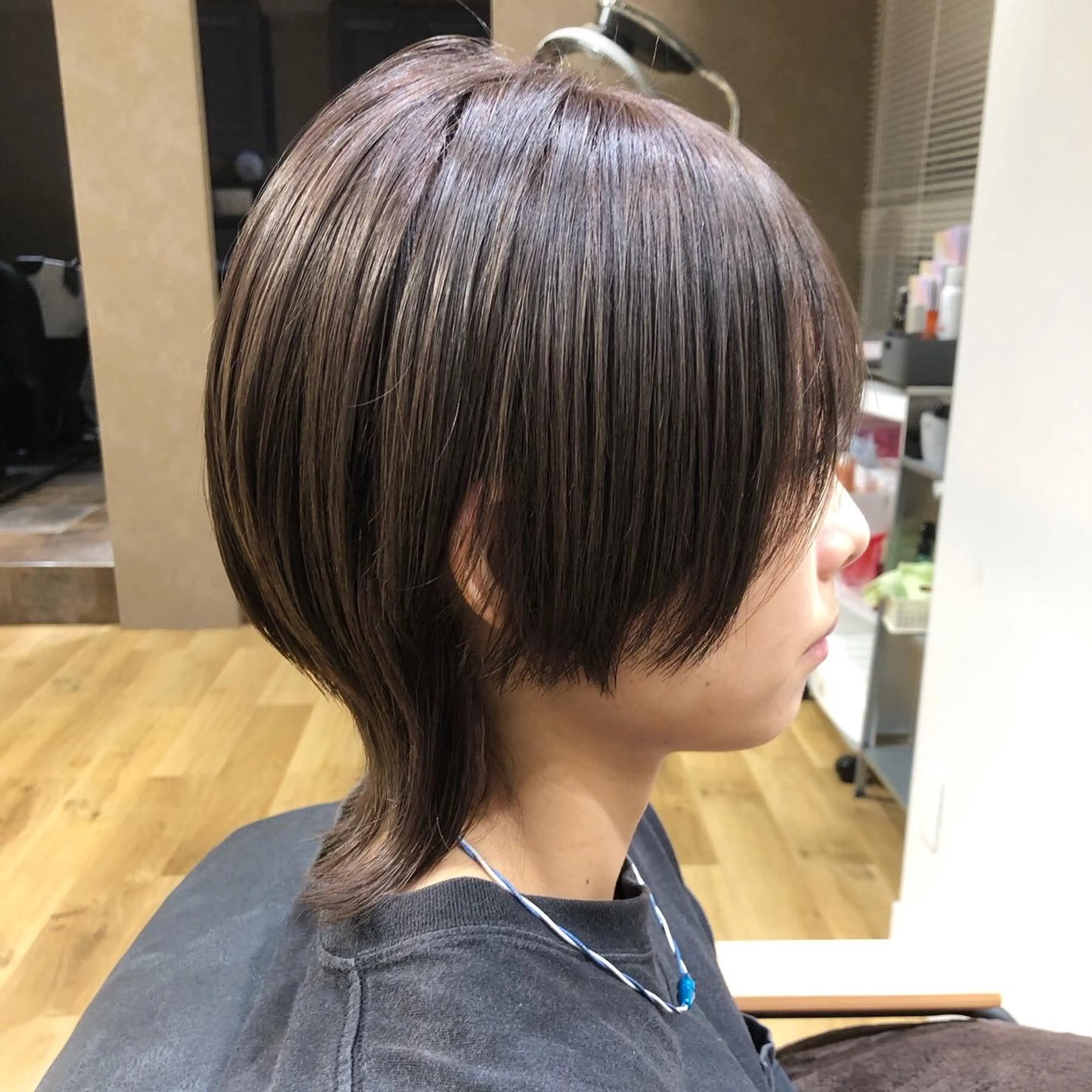 ショート ウルフカット まつい みるのヘアスタイル