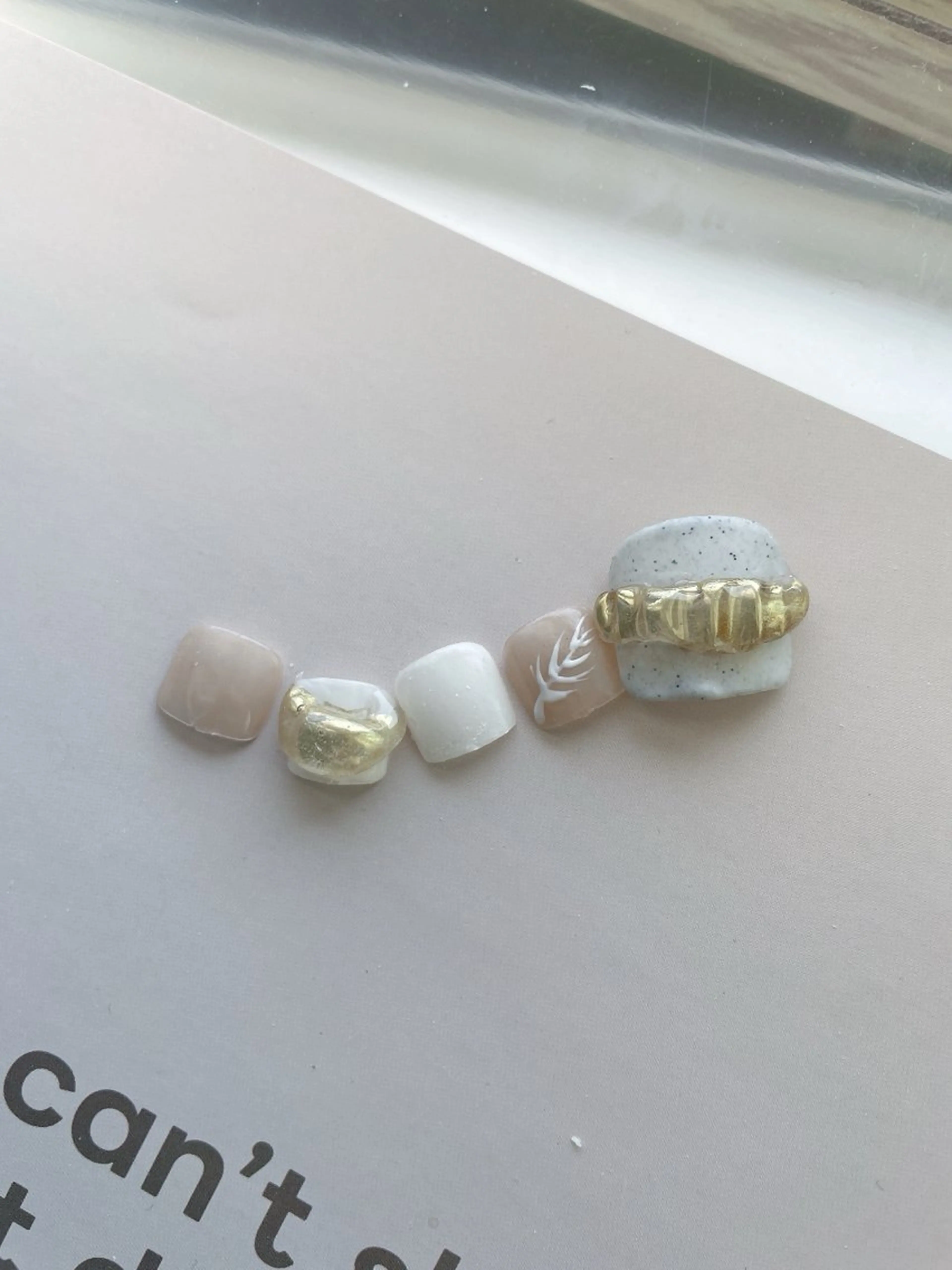 ネイル フットネイル フットネイル 菅野 愛のネイルデザイン