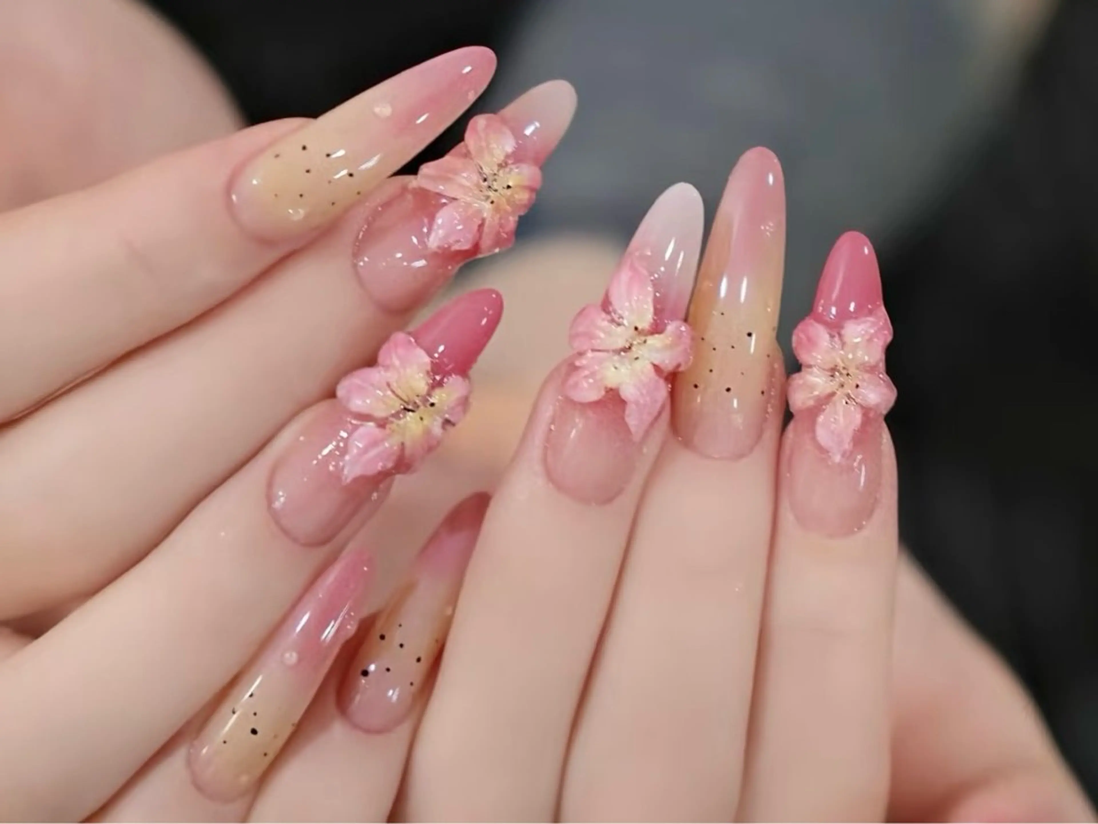 ネイル ハンドネイル ネイルサロン lotusのネイルデザイン