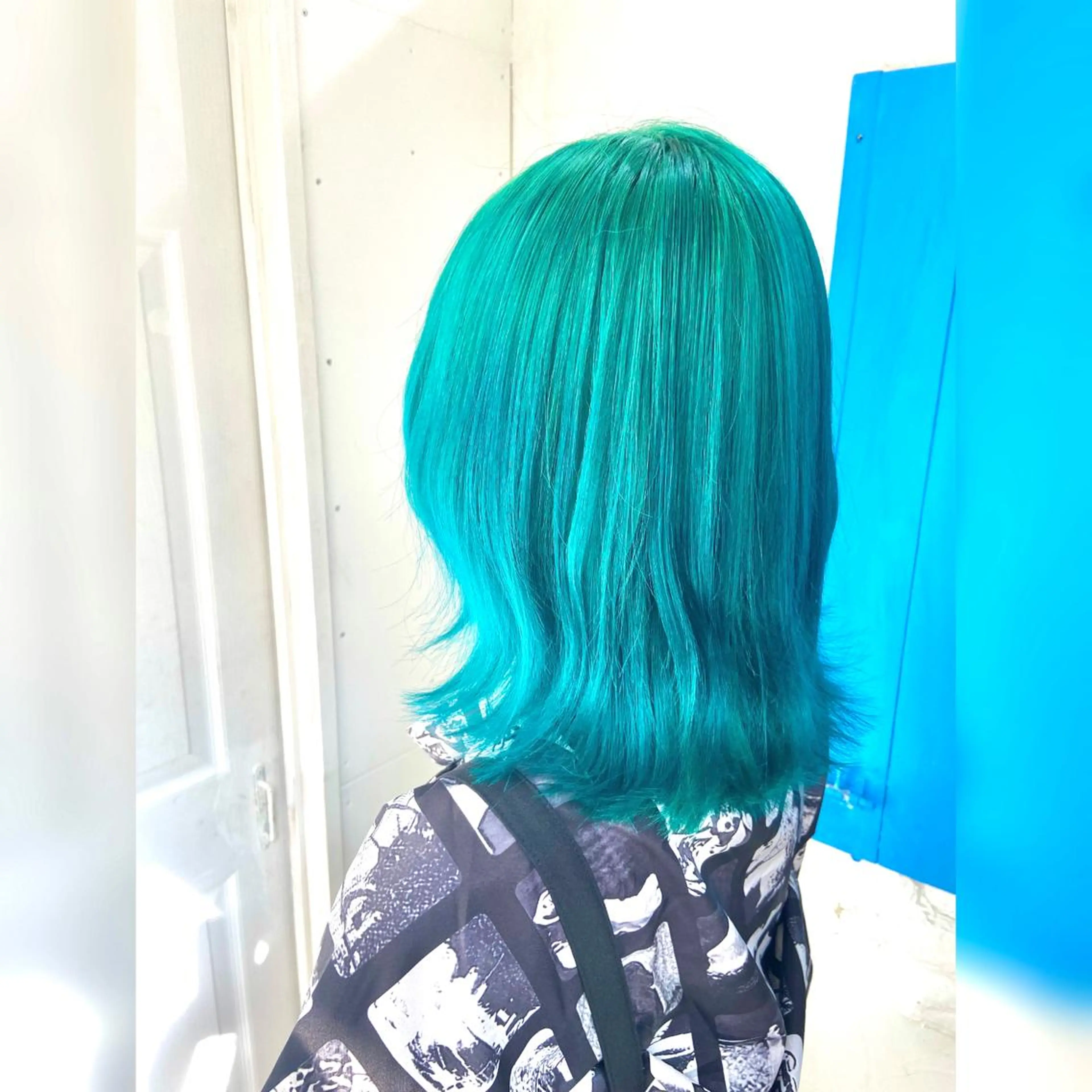 ミディアム カラー エメラルドグリーン グラデーションカラー ヘアカラー ♥️ルフ🐒 ミレイ♥️のヘアスタイル