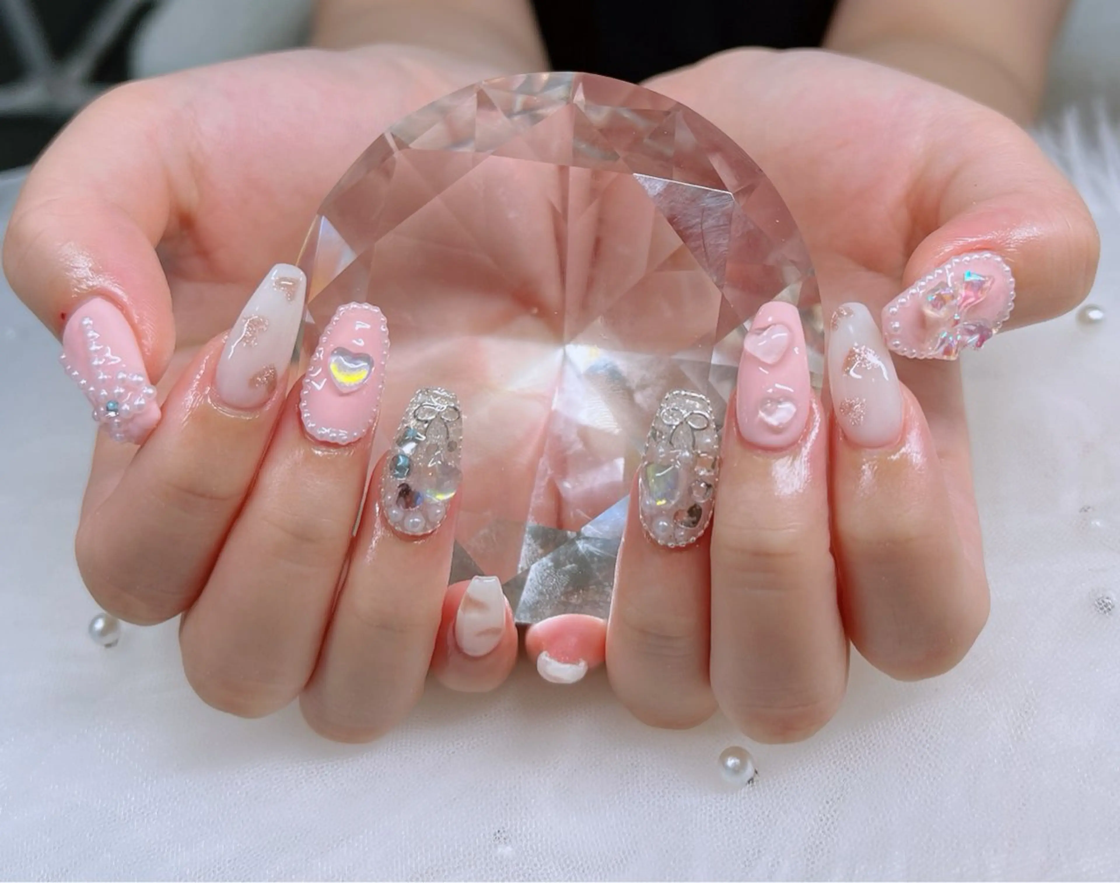 ネイル 長さ出し フットネイル フレンチネイル ハート 韓国ネイル ハンドネイル Lee _nailのネイルデザイン