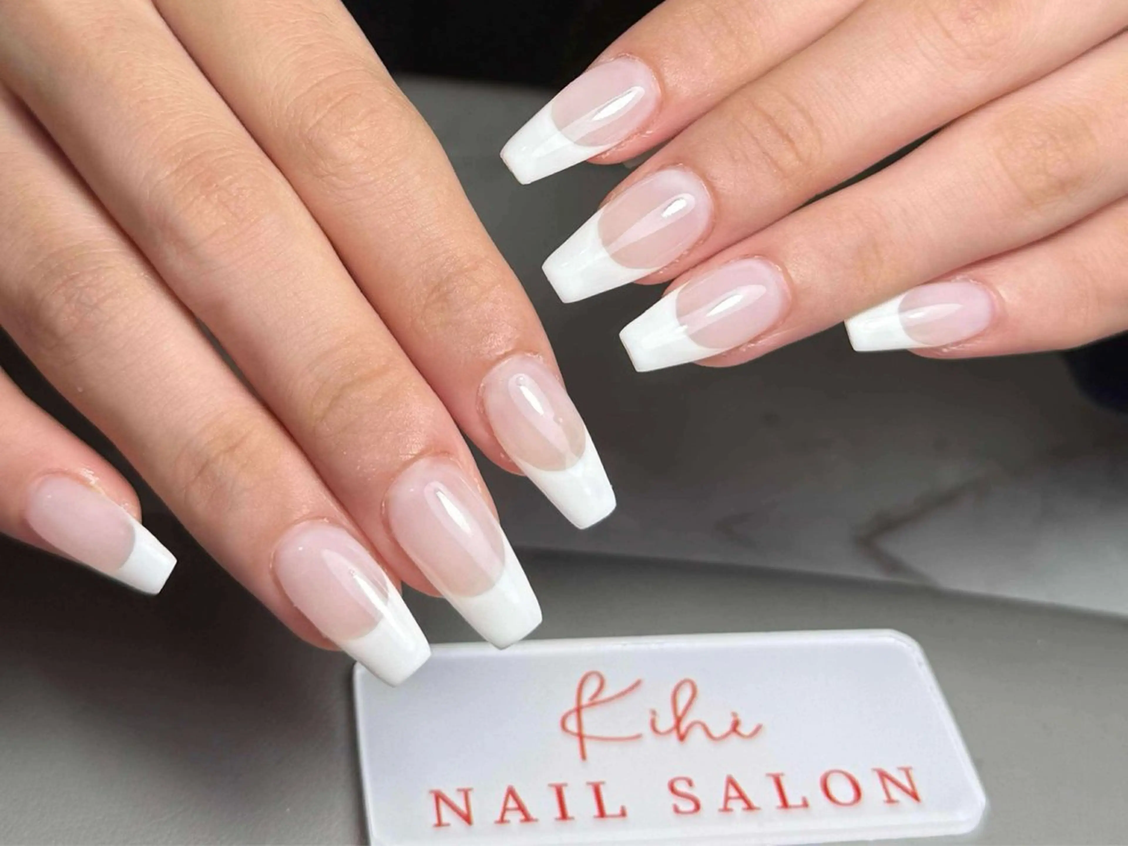 ネイル アートネイル フレンチネイル ジェルネイル グラデーション 韓国ネイル ハンドネイル 💕鈴木ユリ パラジェル/オフ無料のネイルデザイン