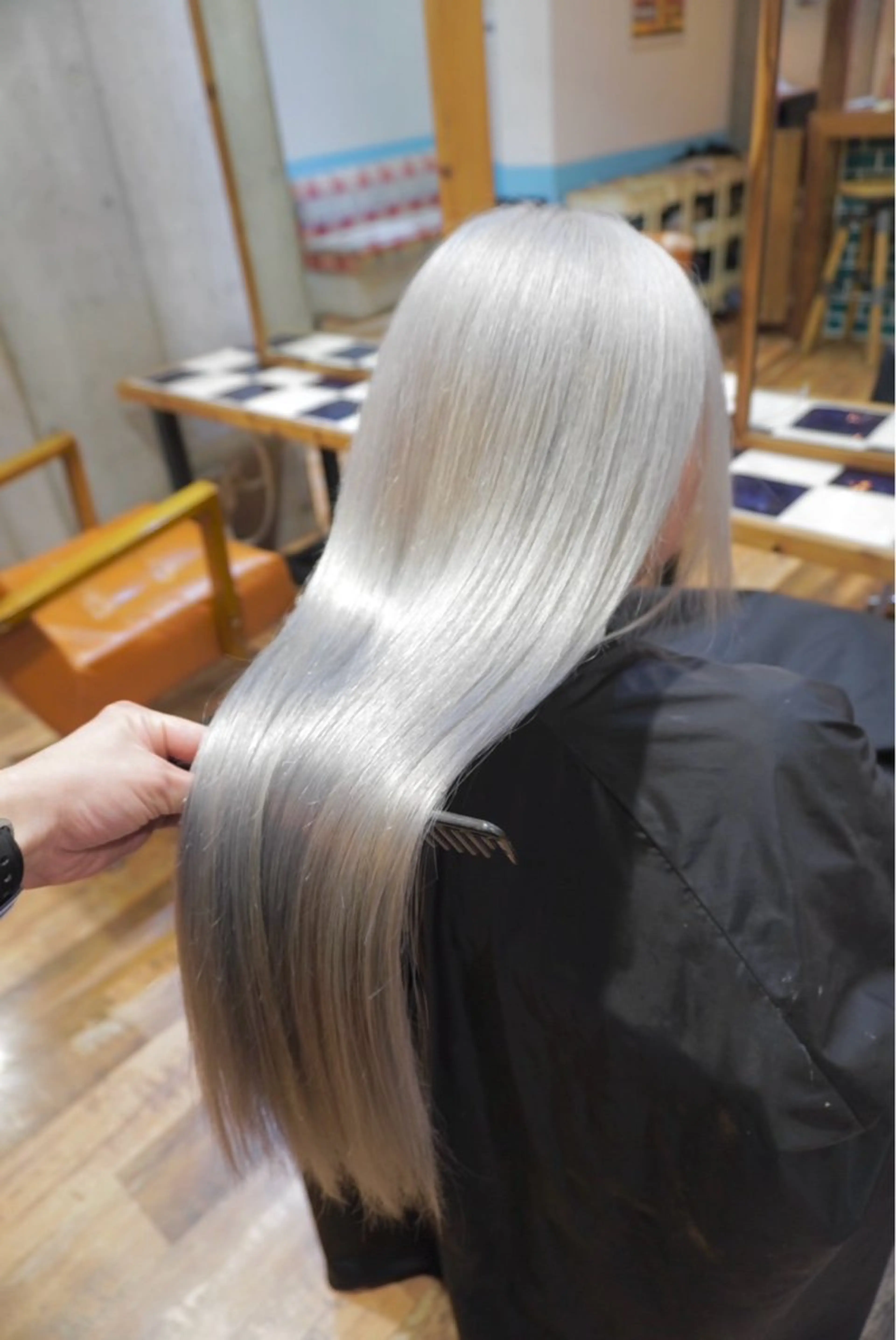 セミロング カラー ヘアアレンジ 透明感カラー✨ メンズカット/ケイゴのヘアスタイル